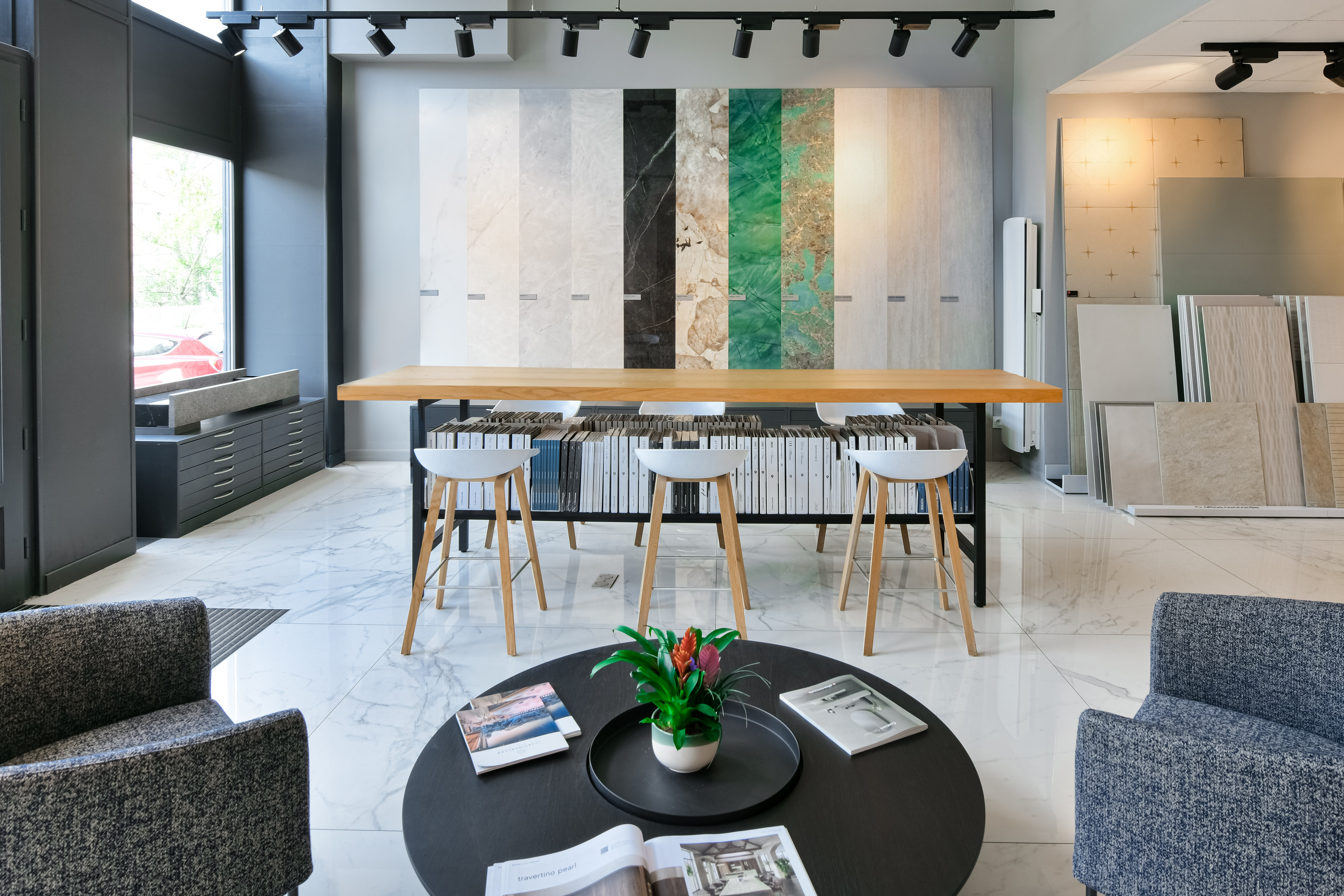 2023-07-28_17-03-16-photographe-architecture-interieur-showroom-atlas-concordre-www.studiolecarre.com