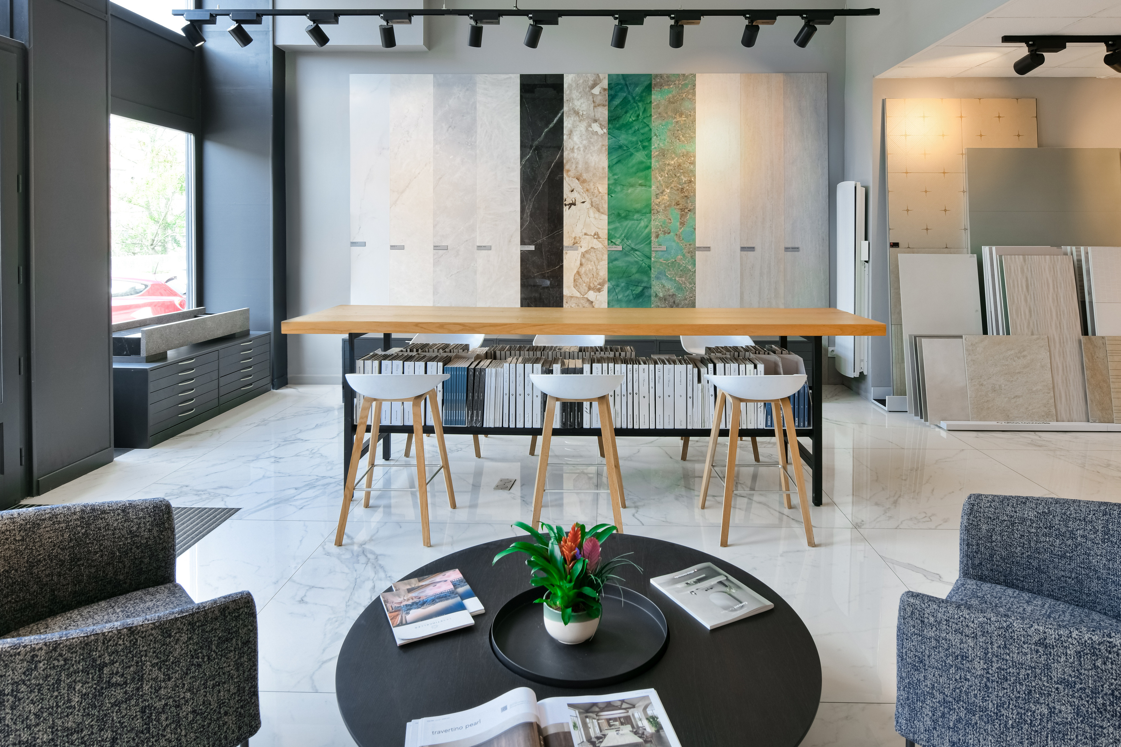 2023-07-28_17-03-16-photographe-architecture-interieur-showroom-atlas-concordre-www.studiolecarre.com