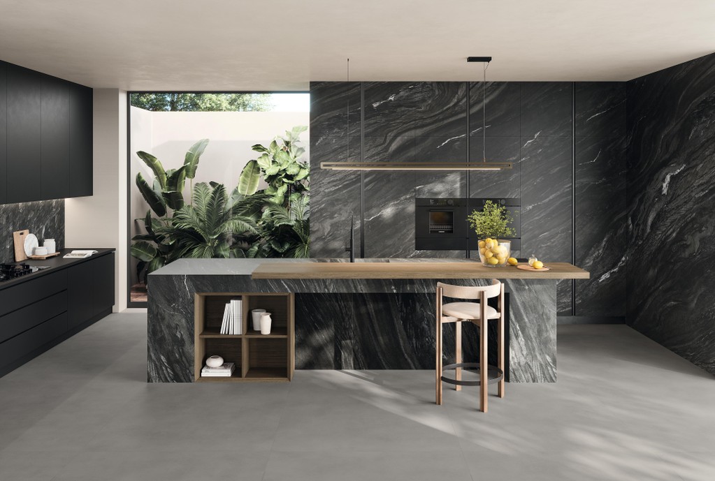 AtlasConcorde_MarvelDiva_008_00_BlackTempest_Matt