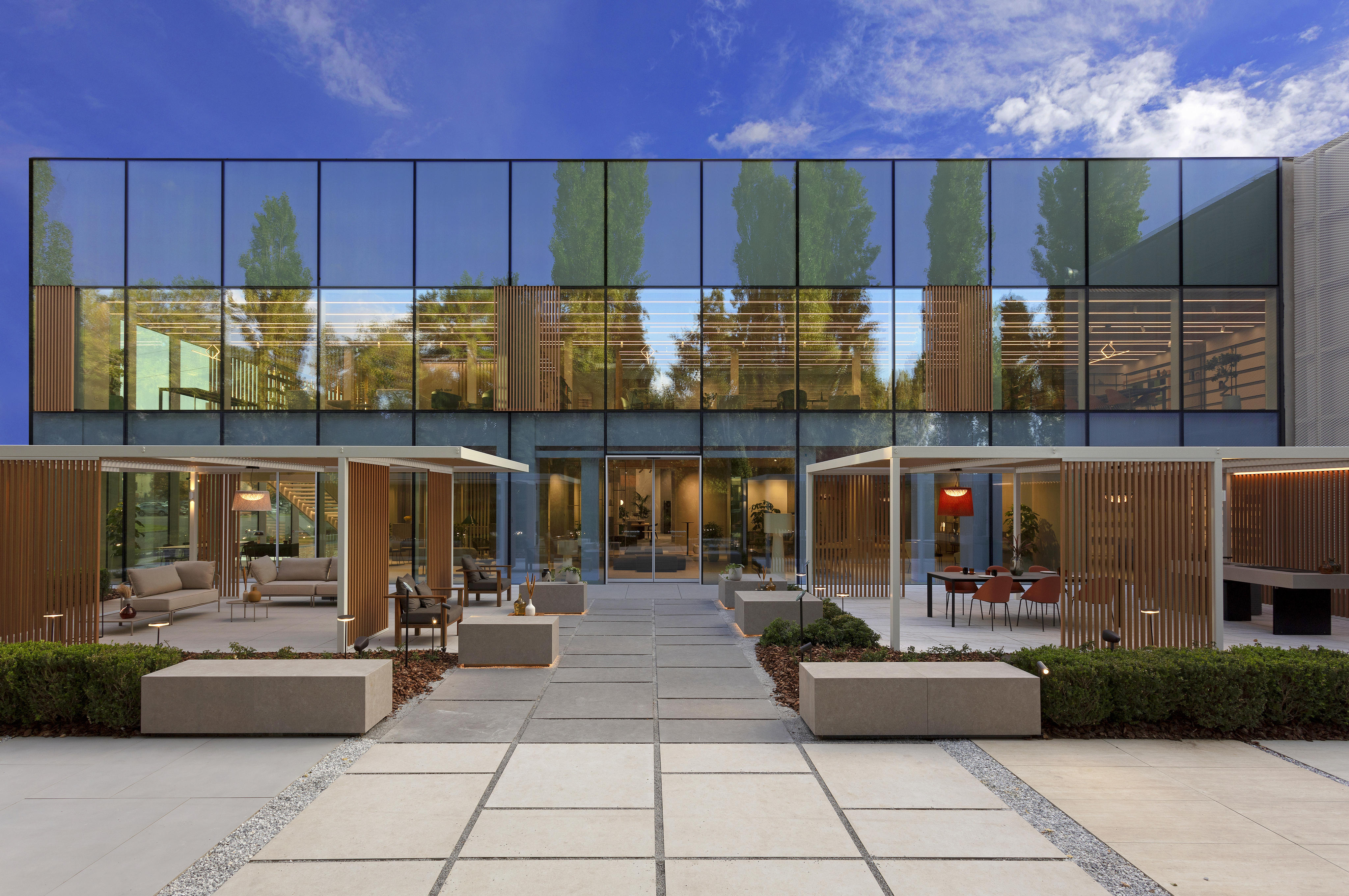 AtlasConcorde_ParkView_Day_Blue