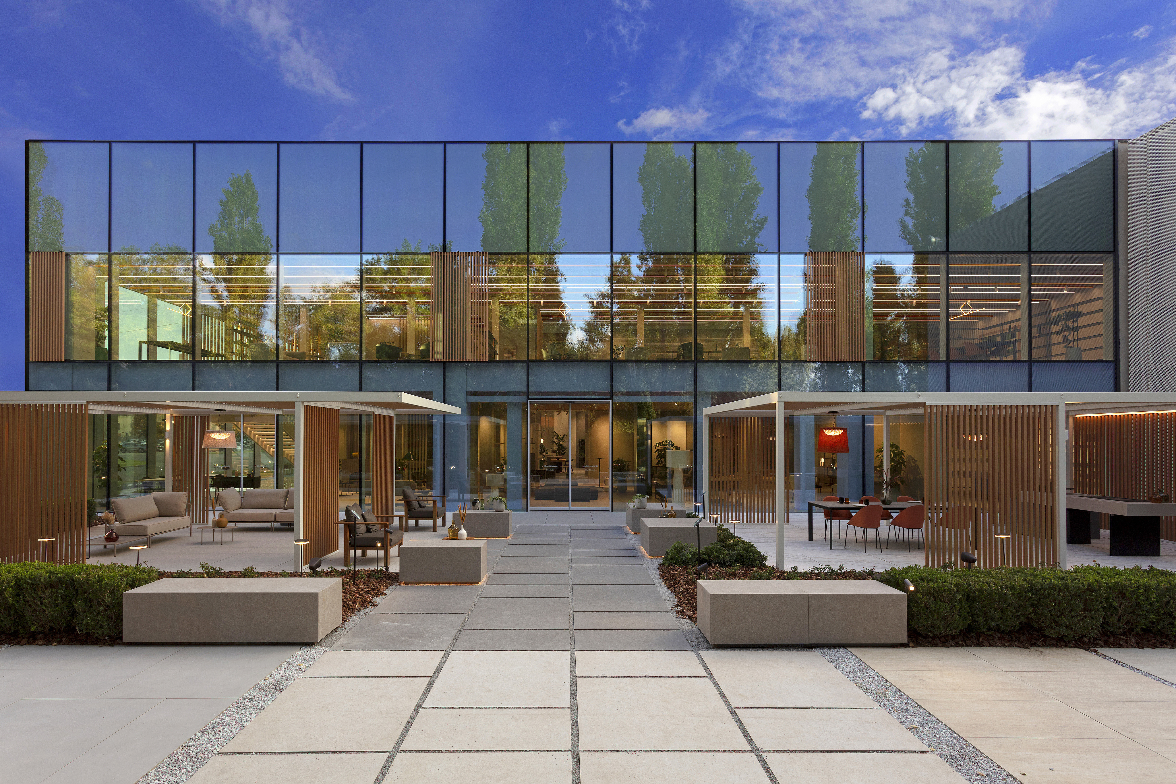 AtlasConcorde_ParkView_Day_Blue