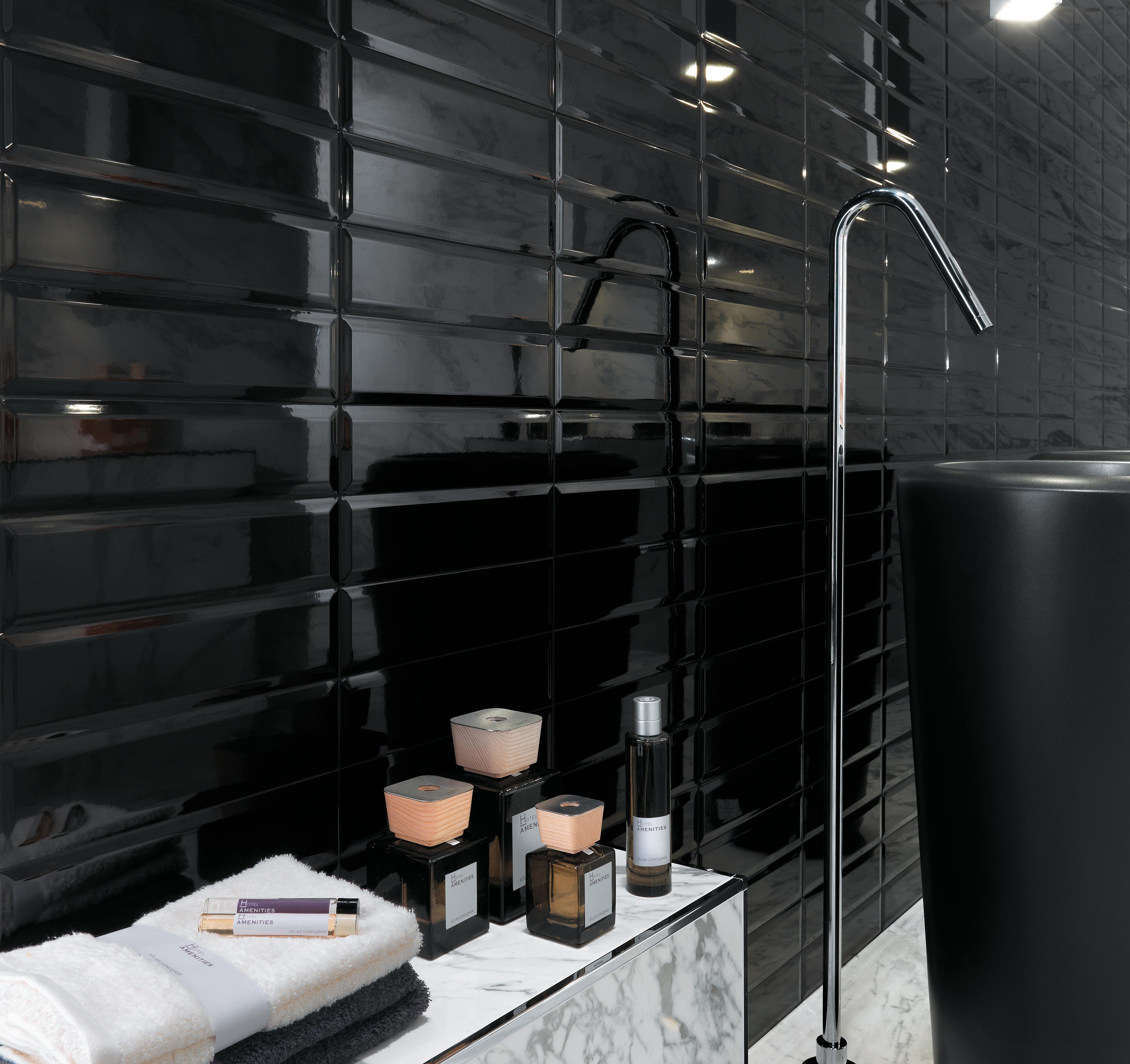 AtlasConcorde Brick 005 03 Black Bevel