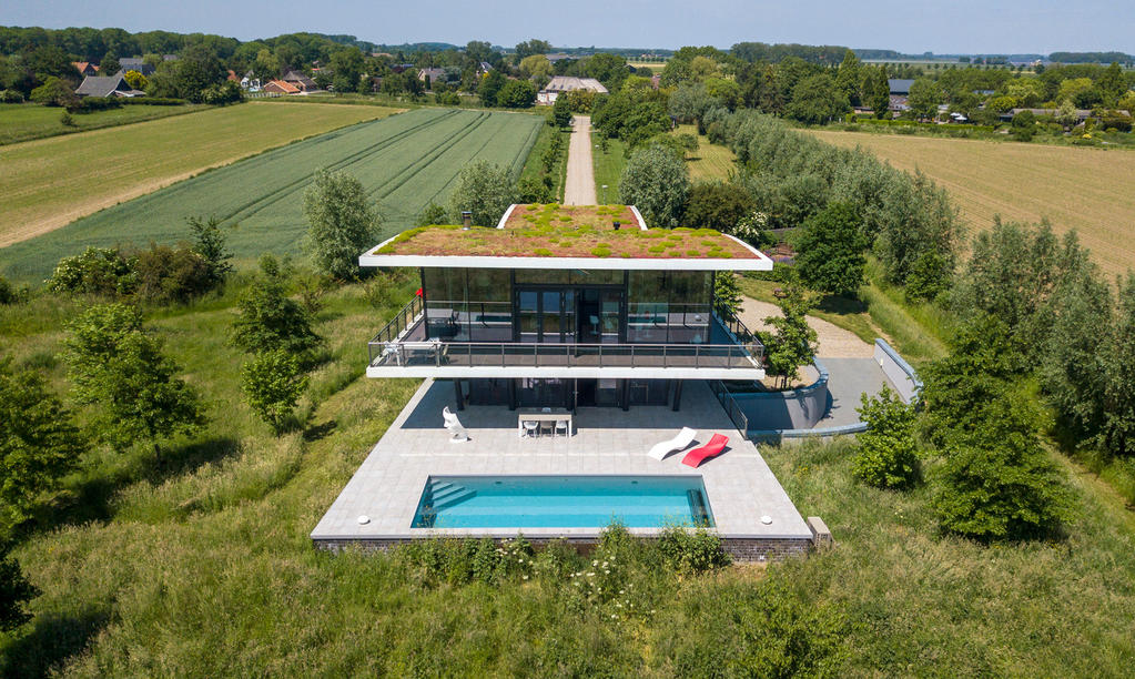 Atlas Concorde_Private Pool TerraceHoland_002