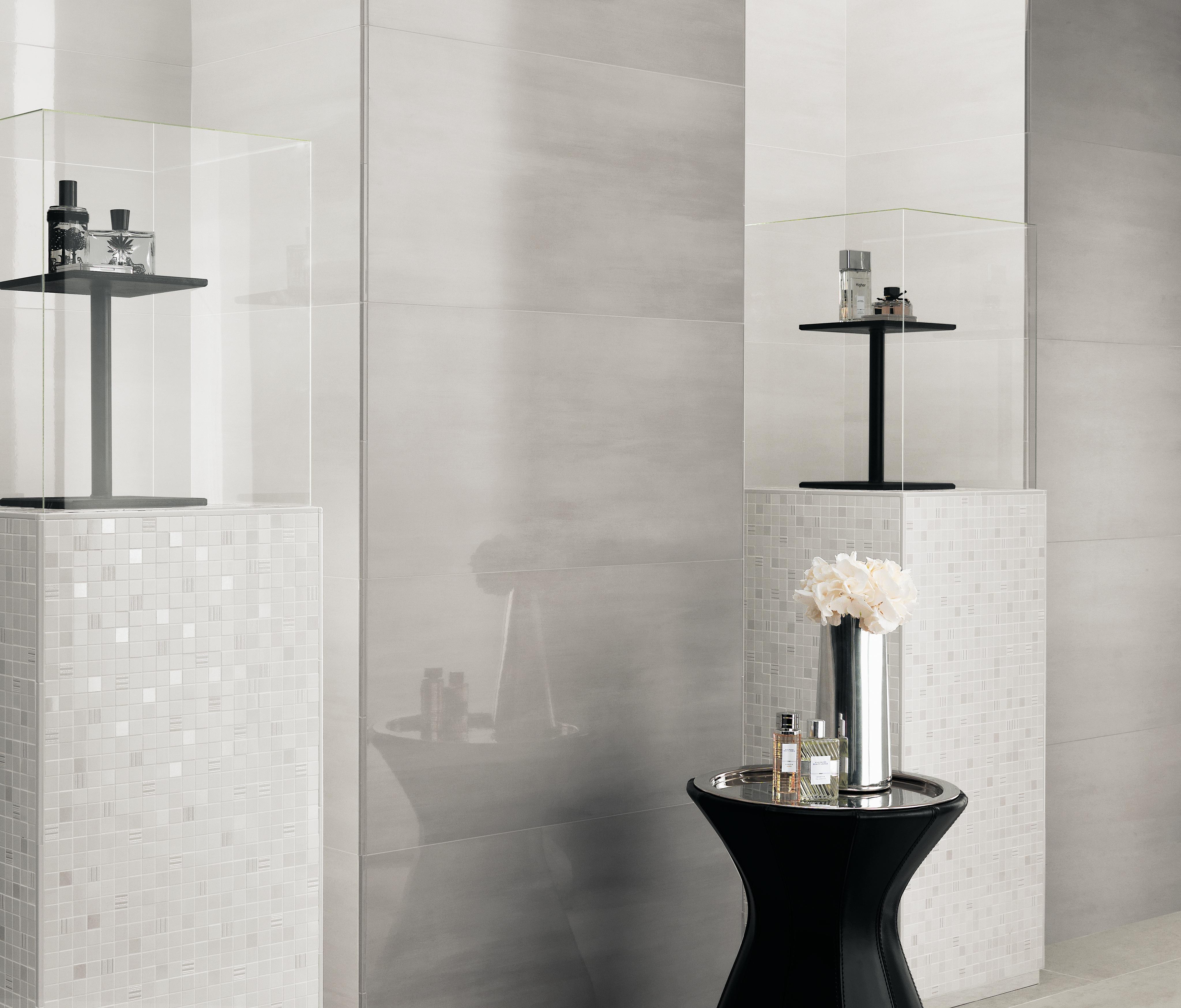 AtlasConcorde Mark 005 01 White-Silver