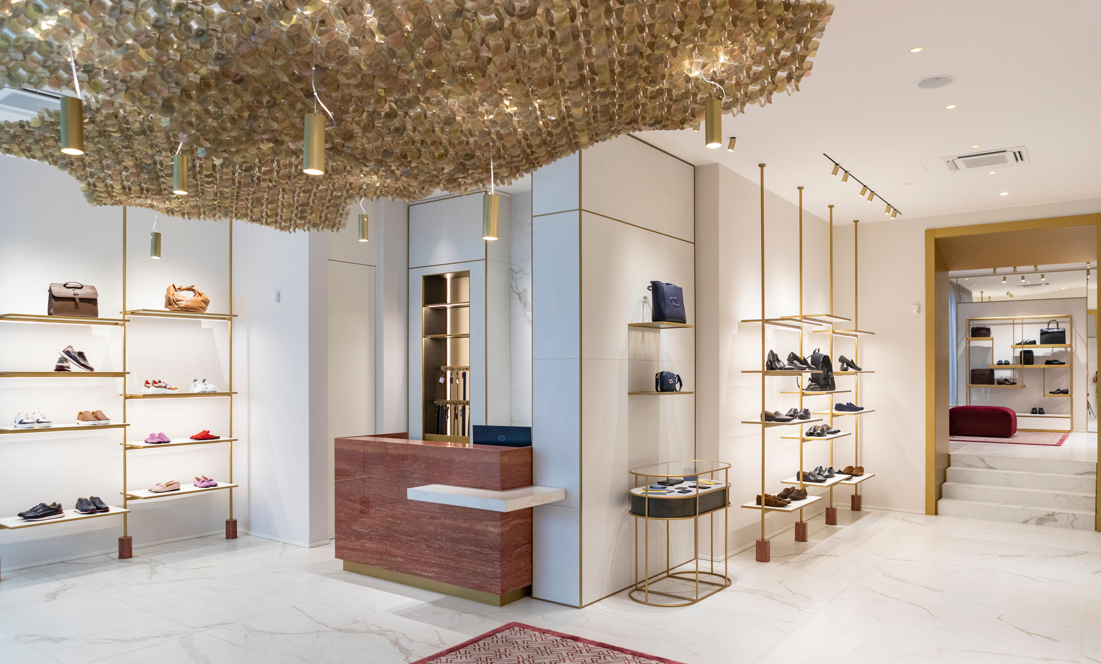 Atlas Concorde_Testoni Boutique_015