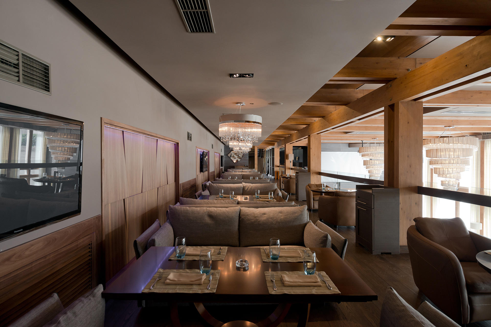 AtlasConcorde_Neskuchniy Sad Restaurant_Russia_039