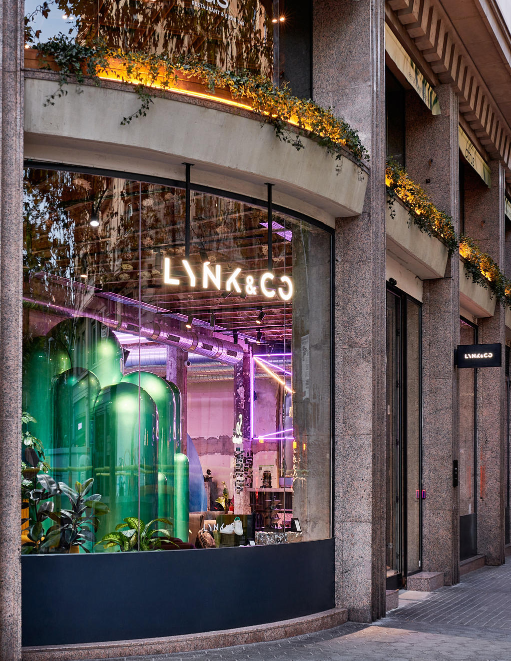 Masquespacio Lynk & Co Barcelona 0200