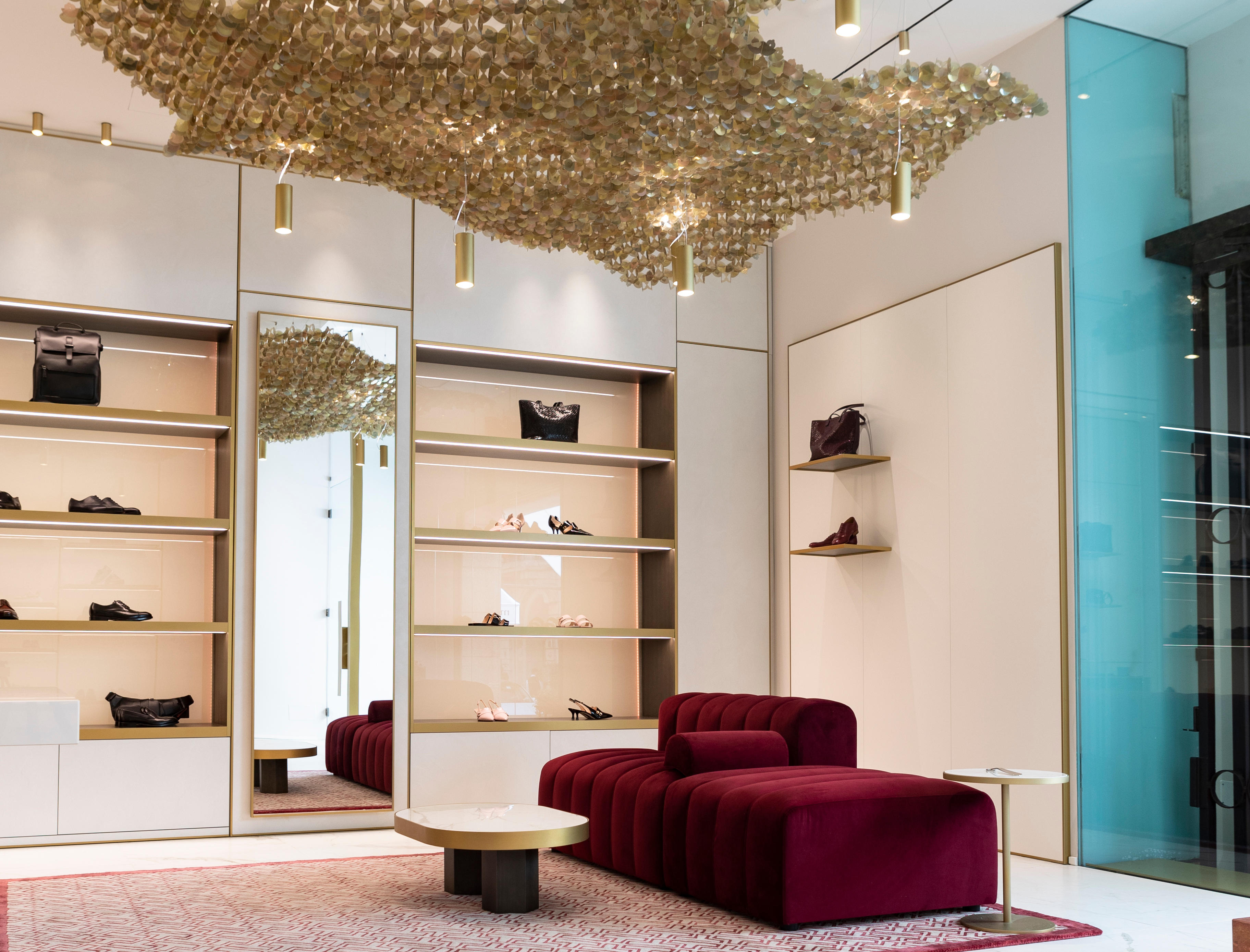 Atlas Concorde_Testoni Boutique_001