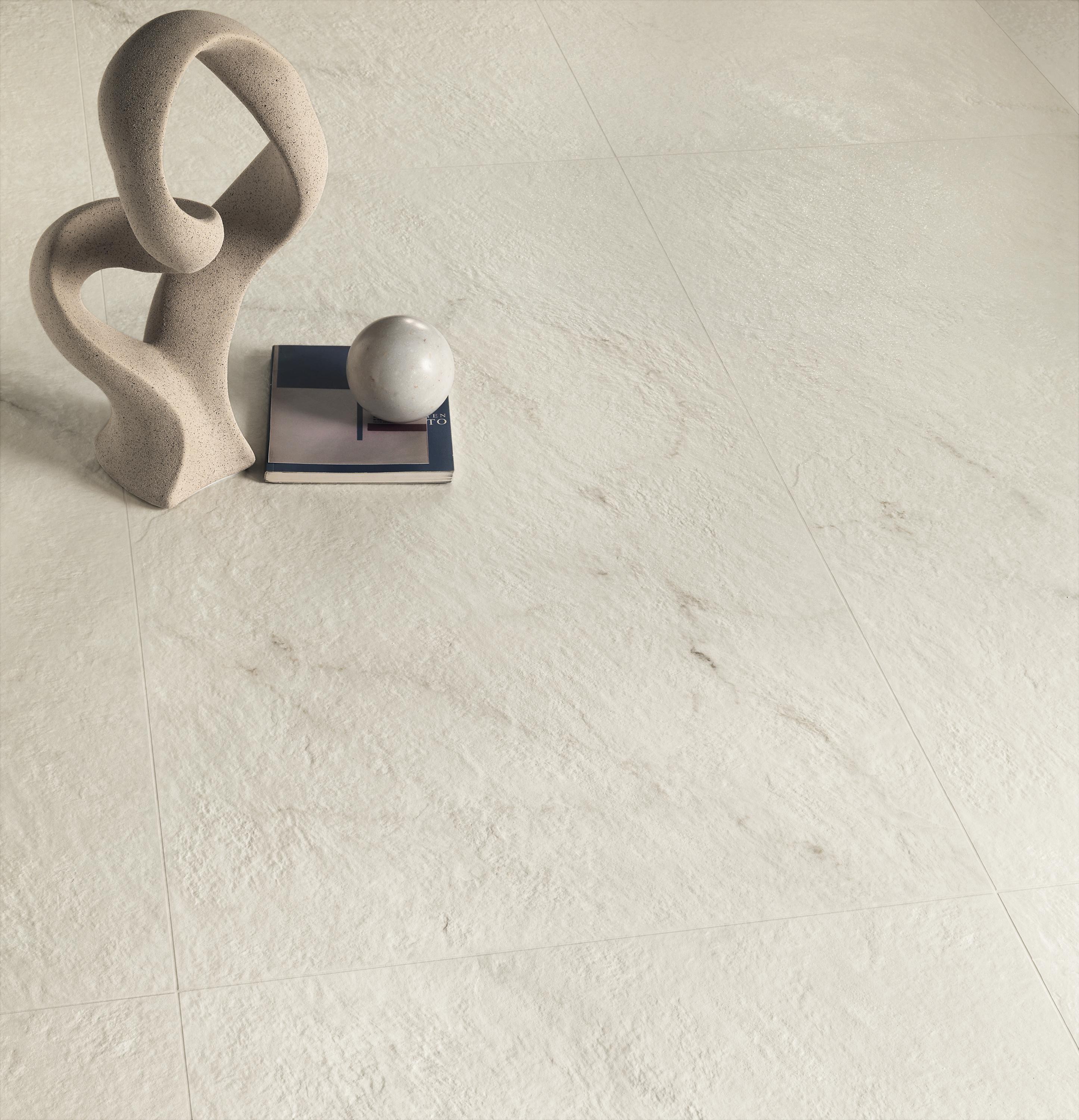 AtlasConcorde_MarvelX_000a_04_CalacattaApuano-Hammered_In