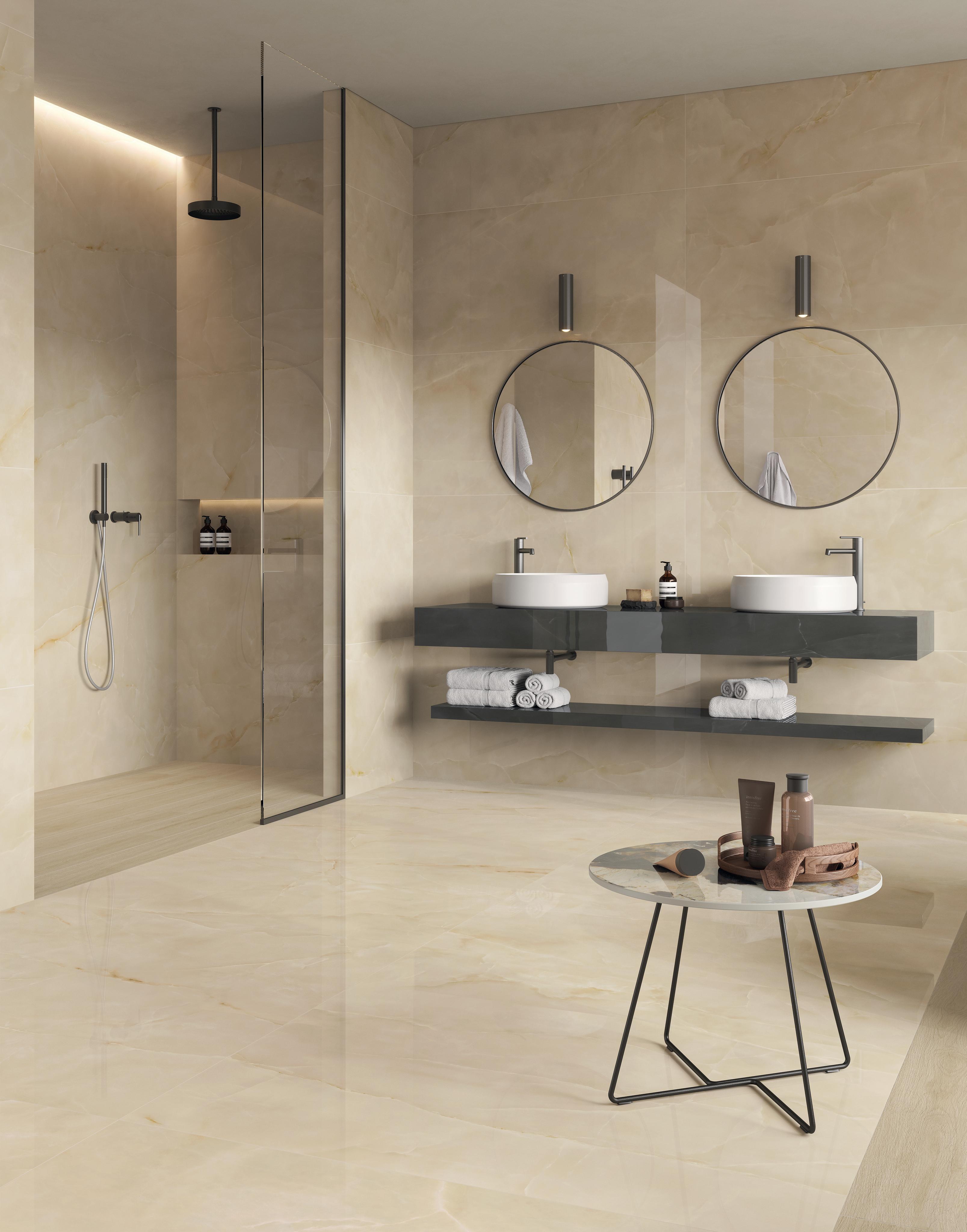 Piastrelle grande formato Bagno Effetto onice Beige