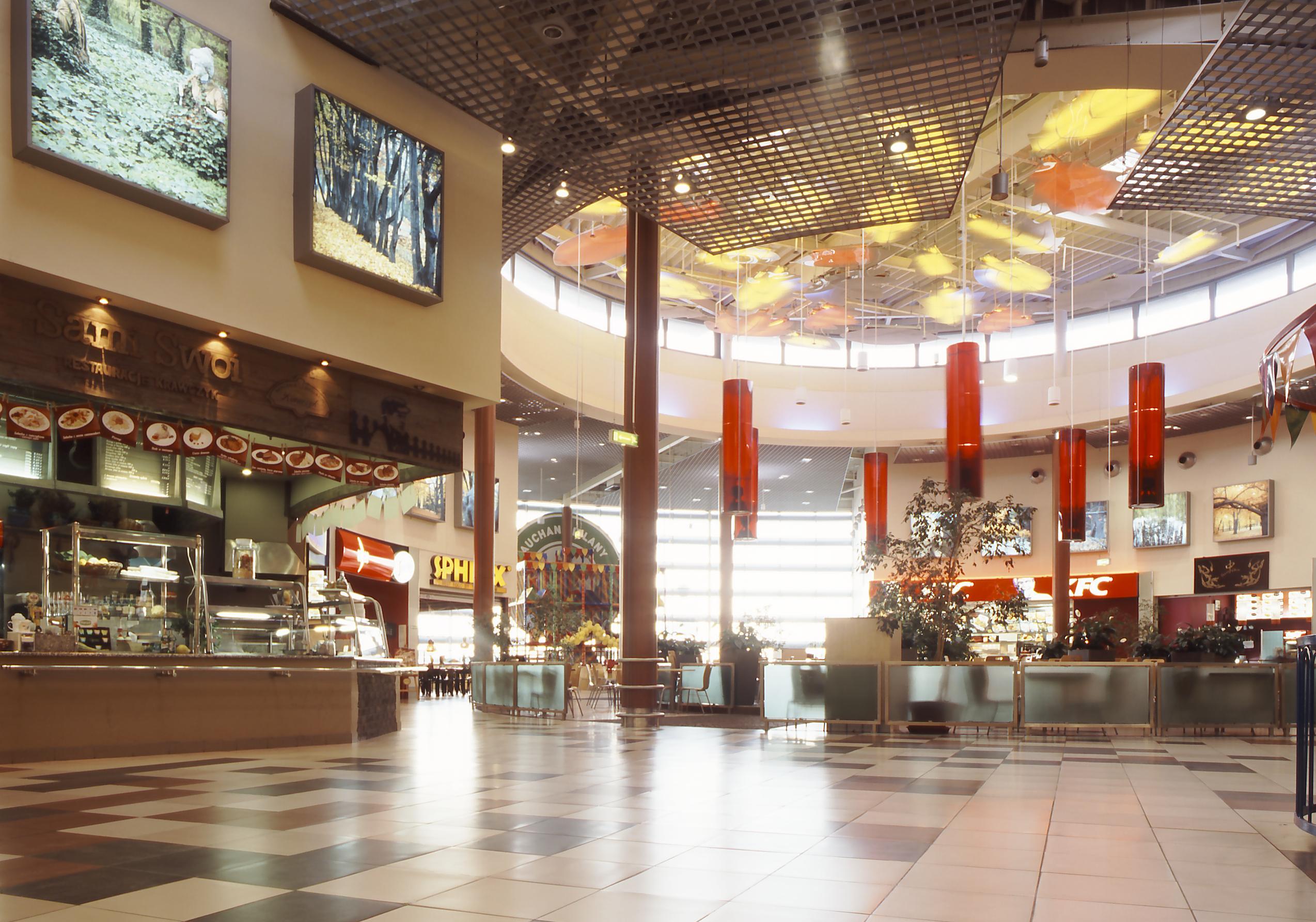 AtlasConcorde_Auchan_Polonia_010