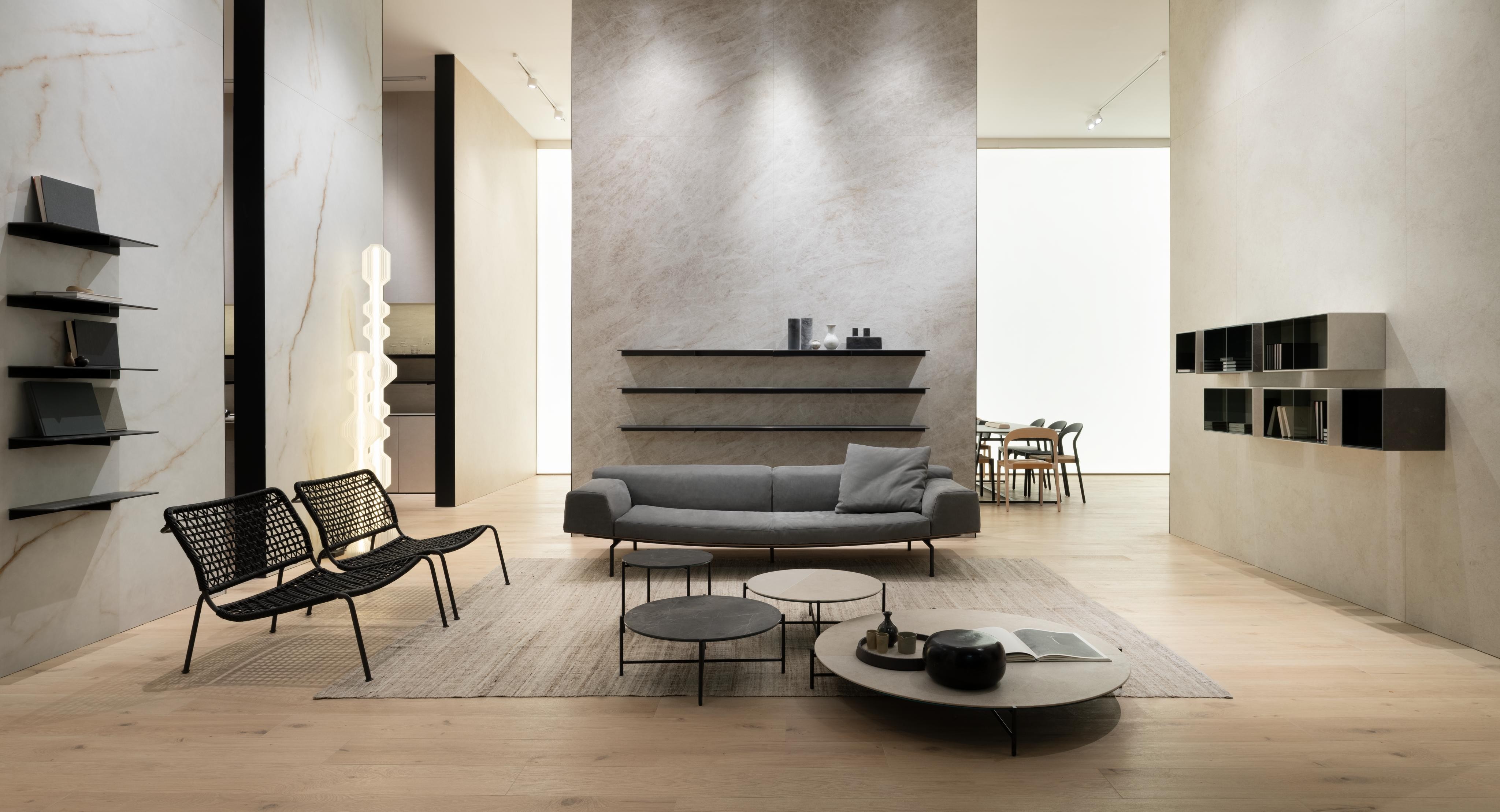 03_atlas_stand_042025