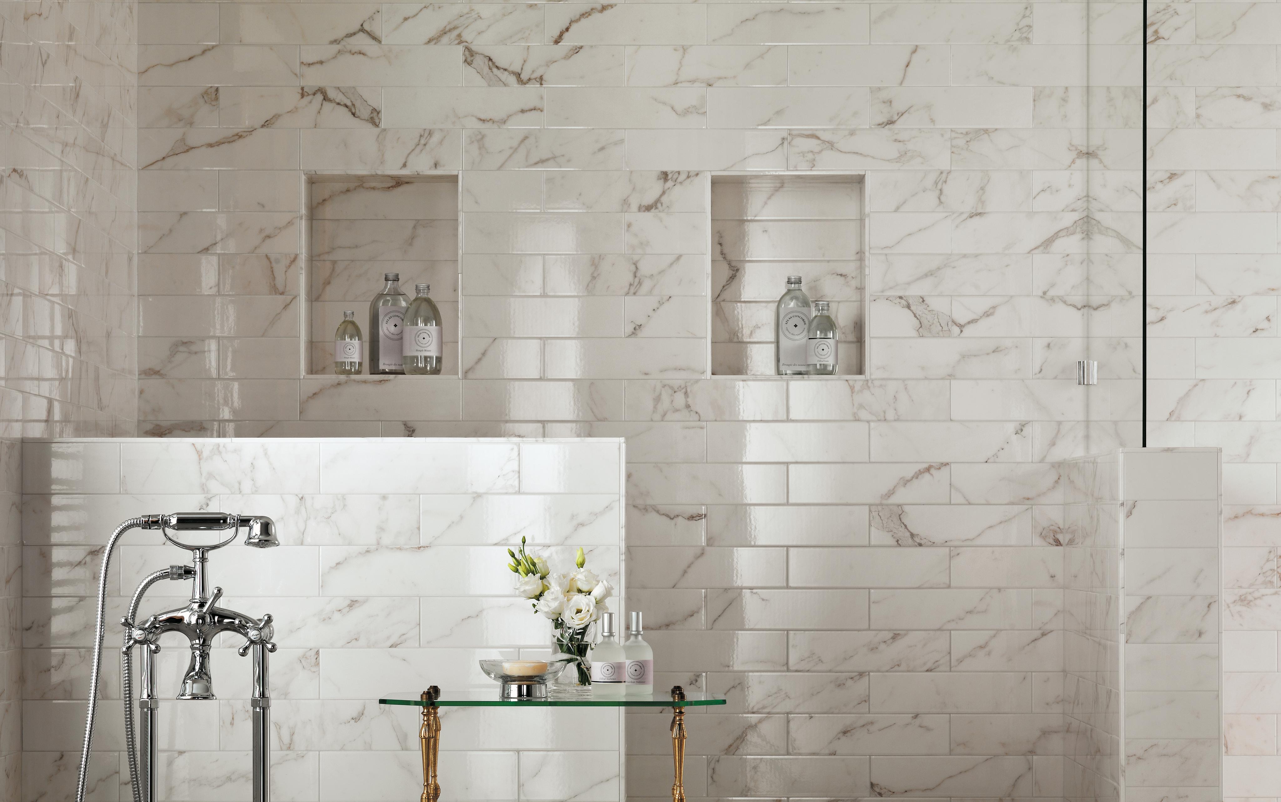 Brick Calacatta Extra