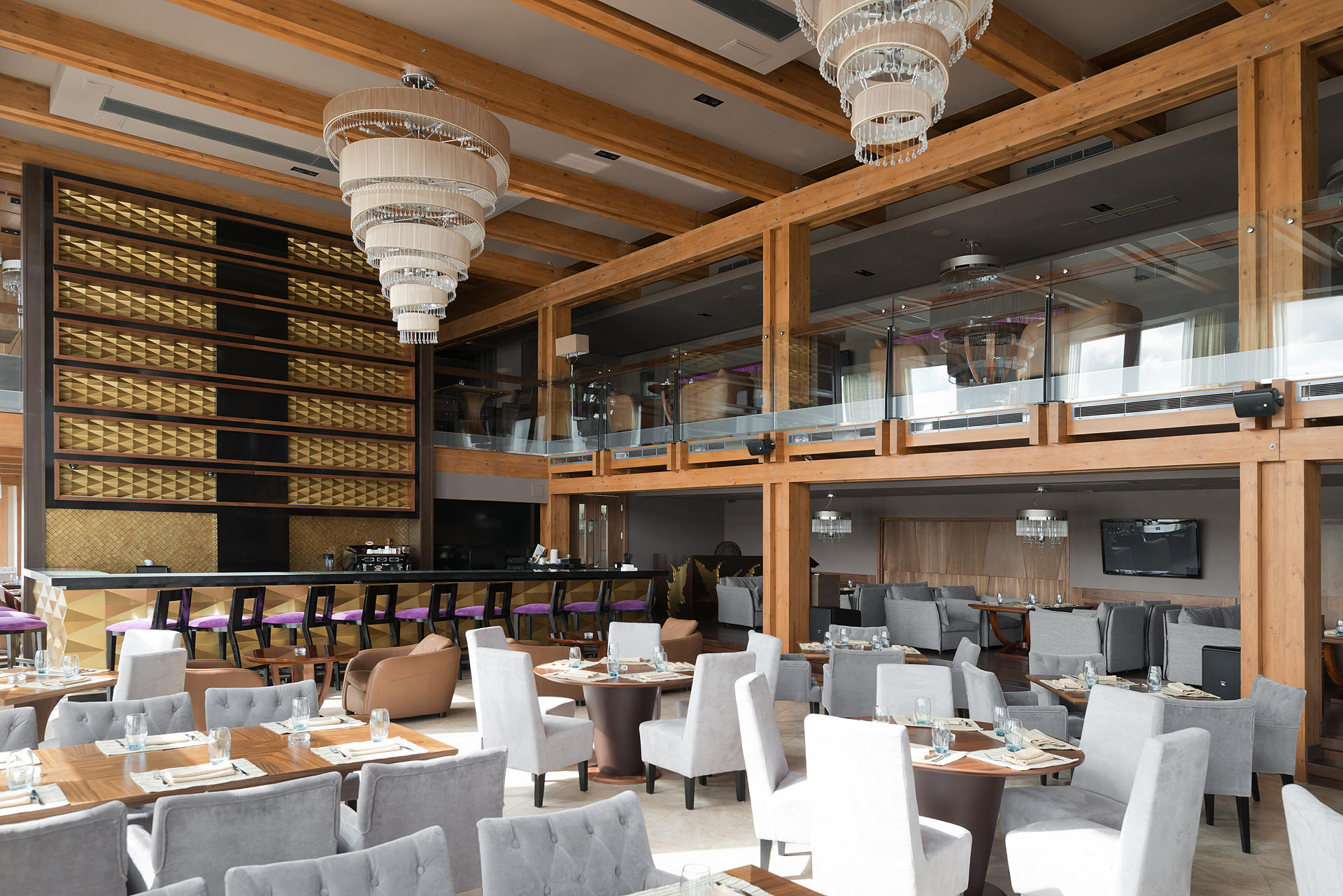 AtlasConcorde_Neskuchniy Sad Restaurant_Russia_008