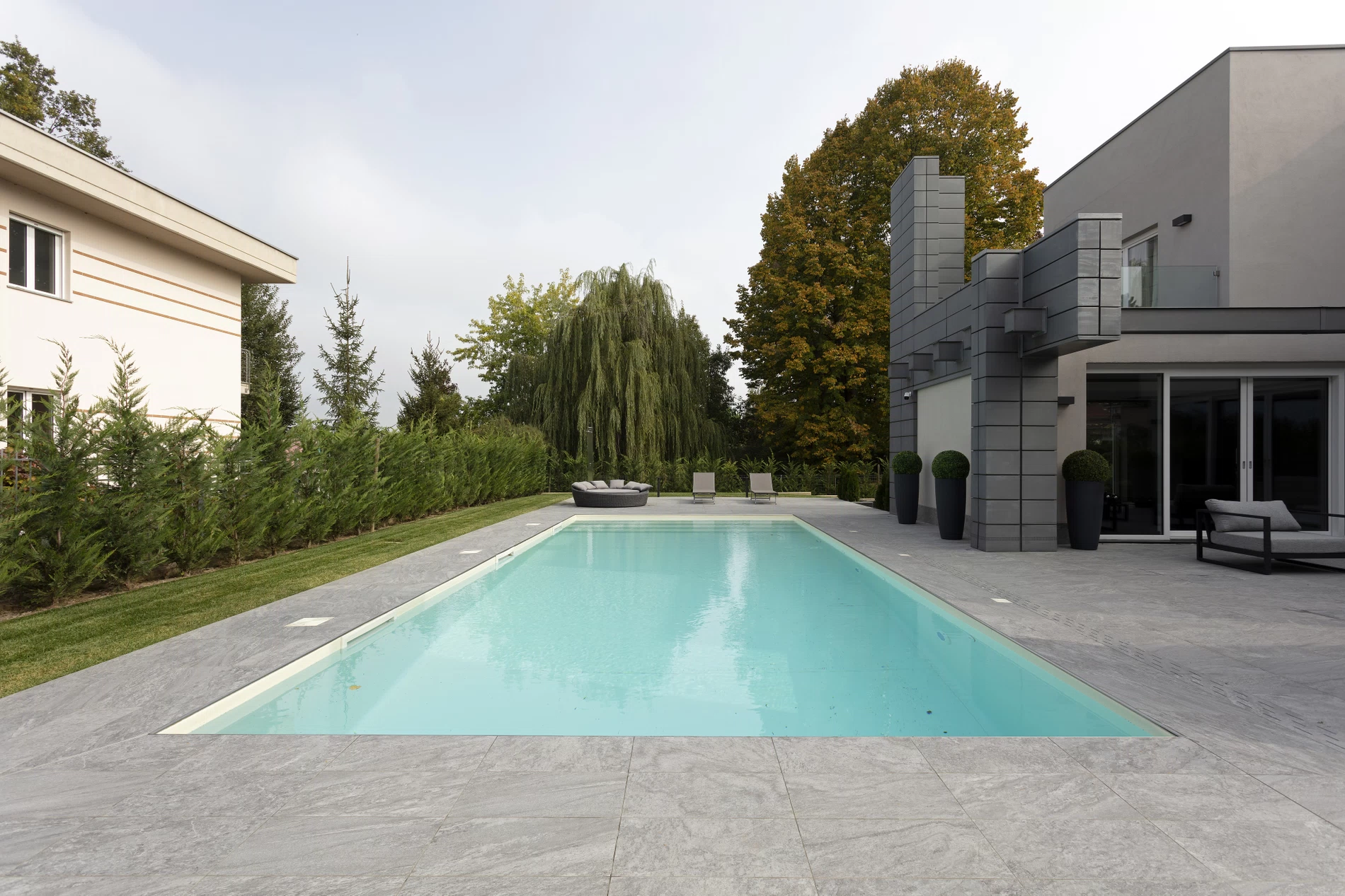 Pool Tiles Italian Porcelain, Can You Use Porcelain Tile In A Pool