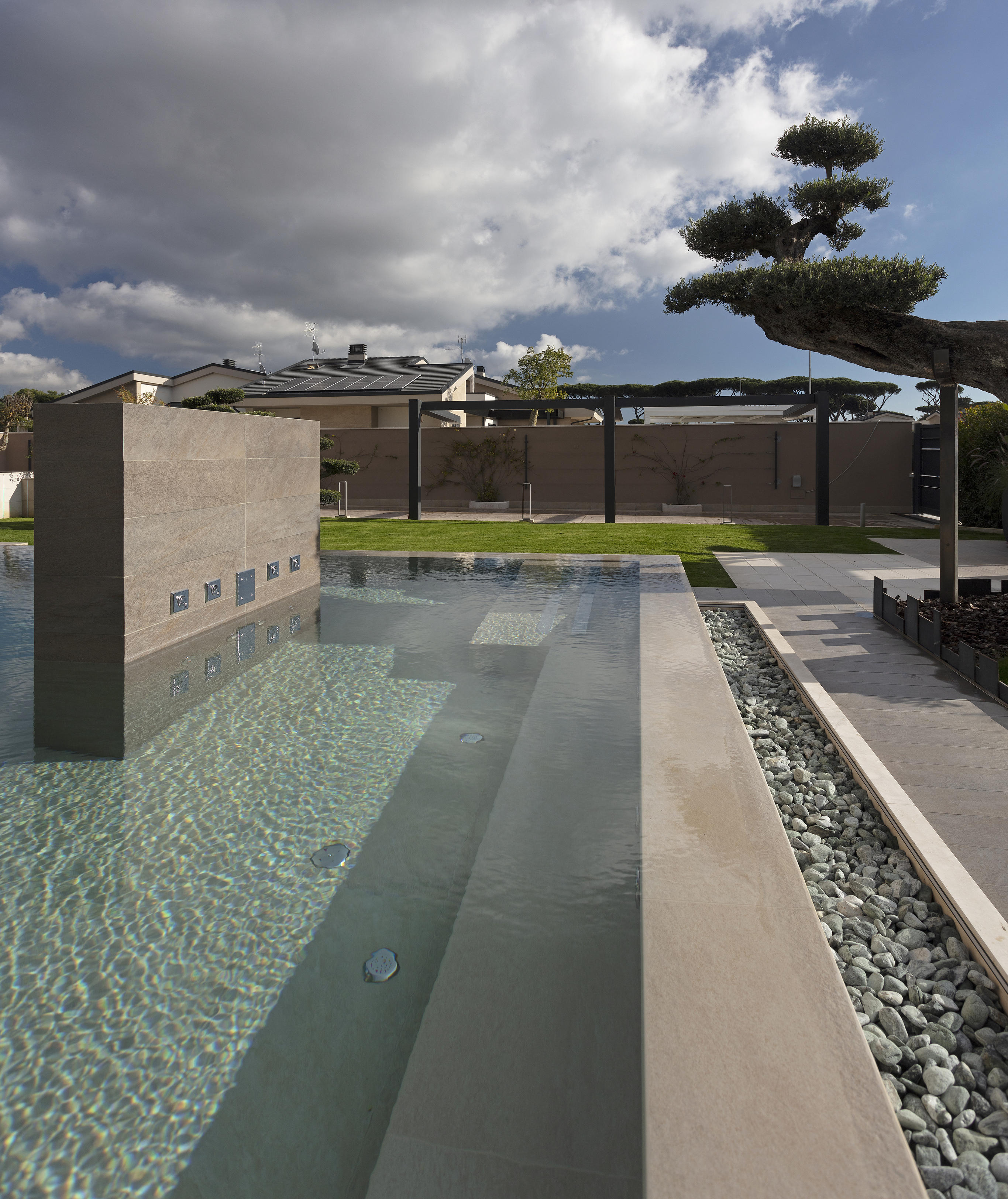 Atlas Concorde_Villa Privata Ostia_ Italia_021