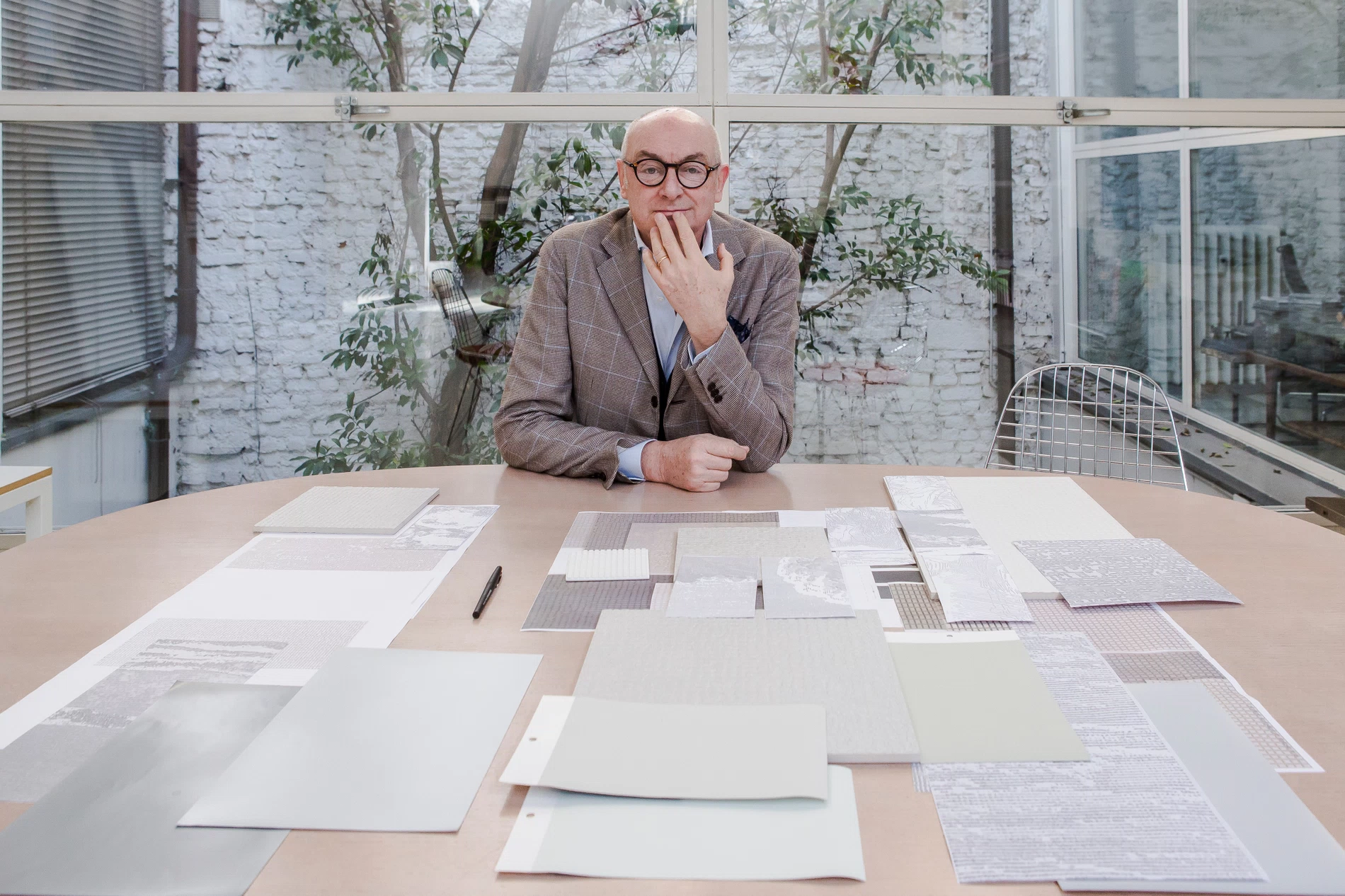 Piero Lissoni: “he diseñado superficies que vibran con la luz”.