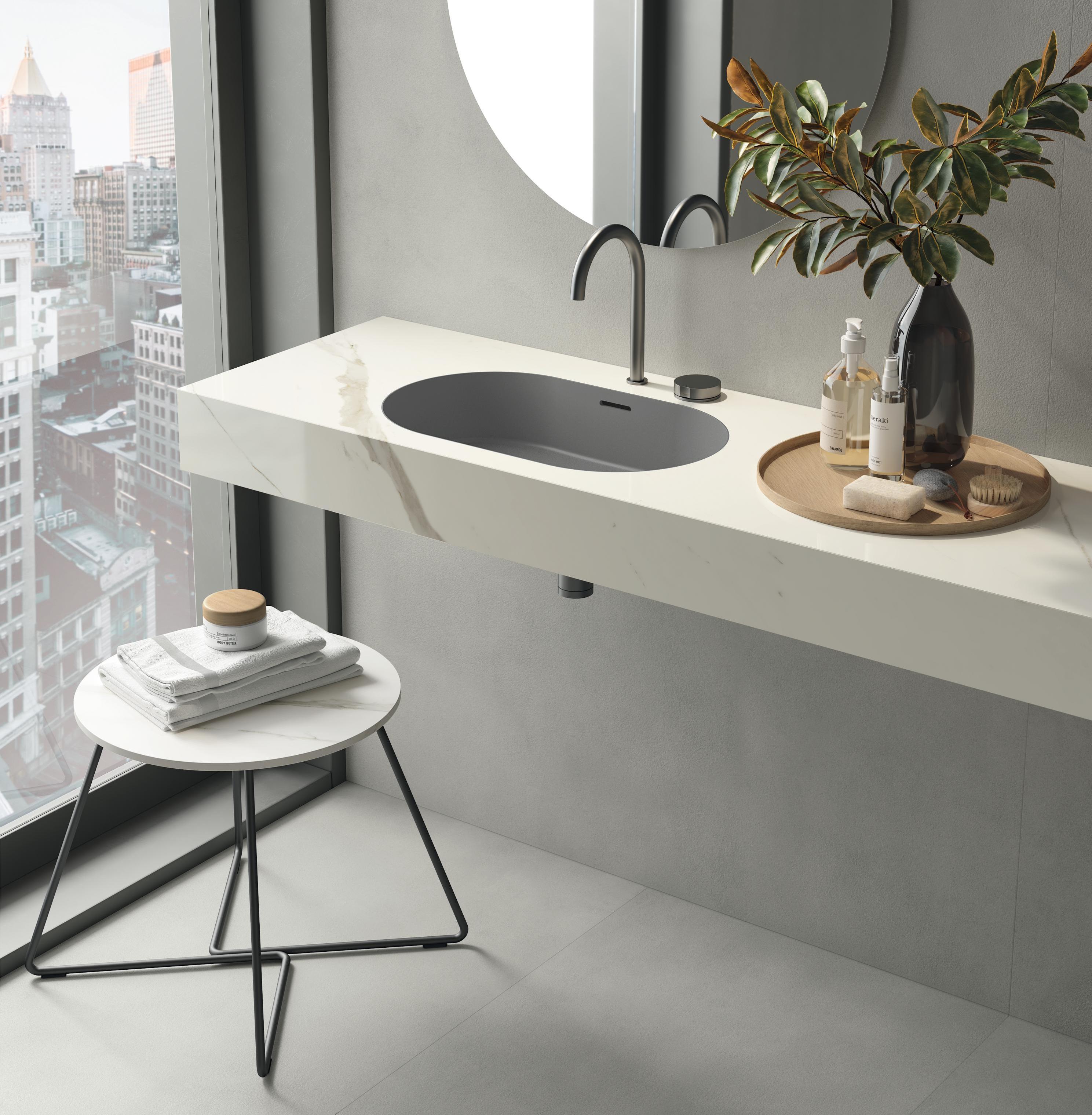 AtlasConcordeHabitat_Mono_003_Bisquit_grey