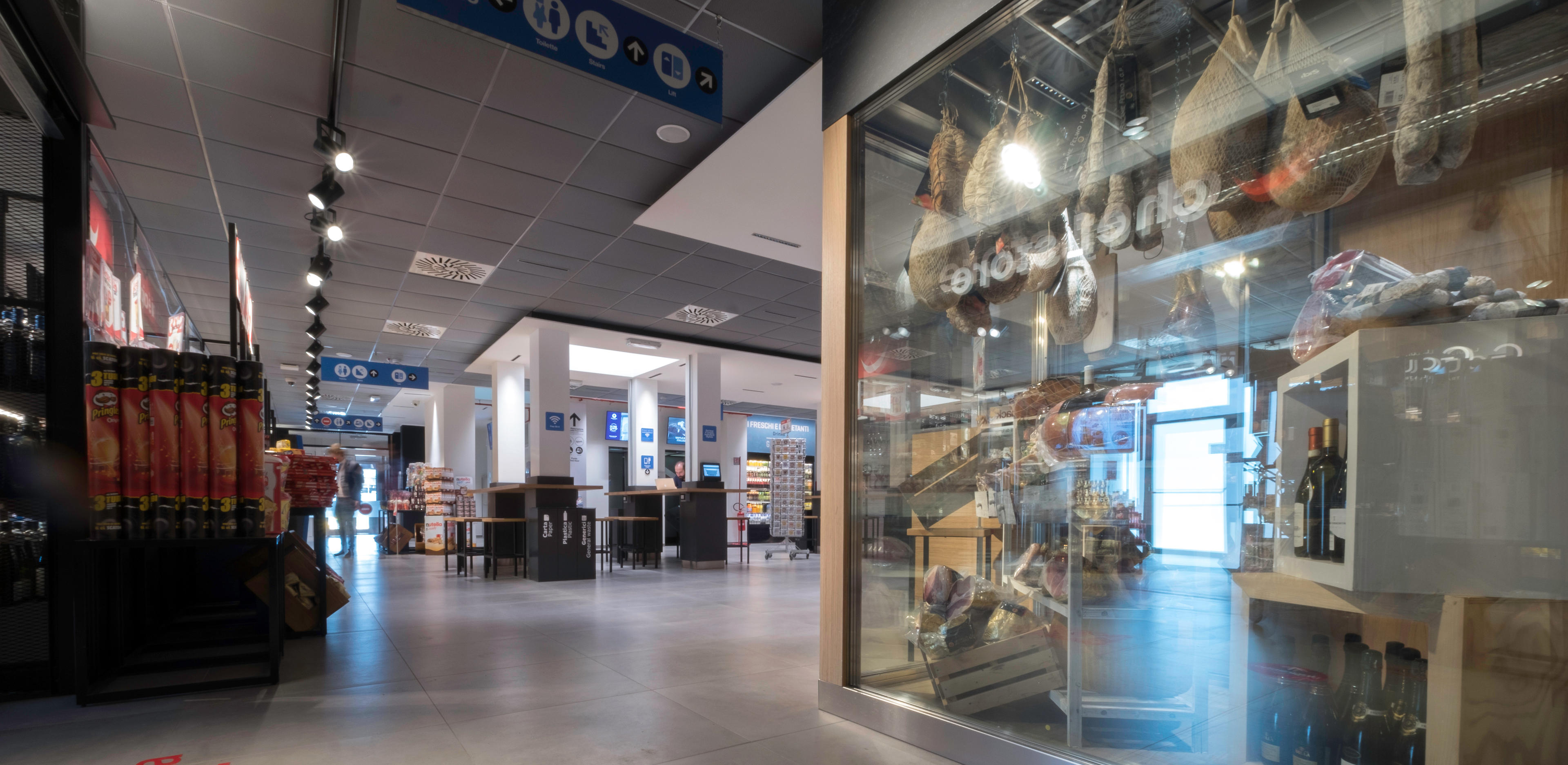AtlasConcorde_Autogrill Novara_Italia_086