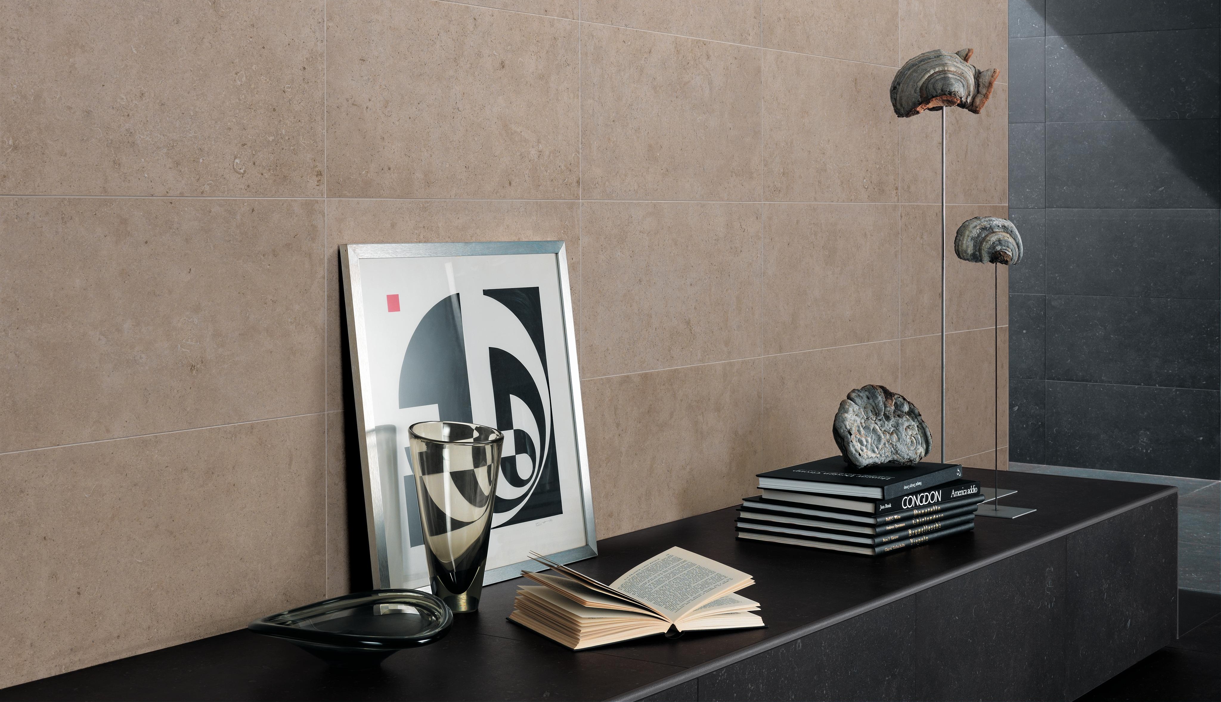 Seastone Greige, Seastone Black