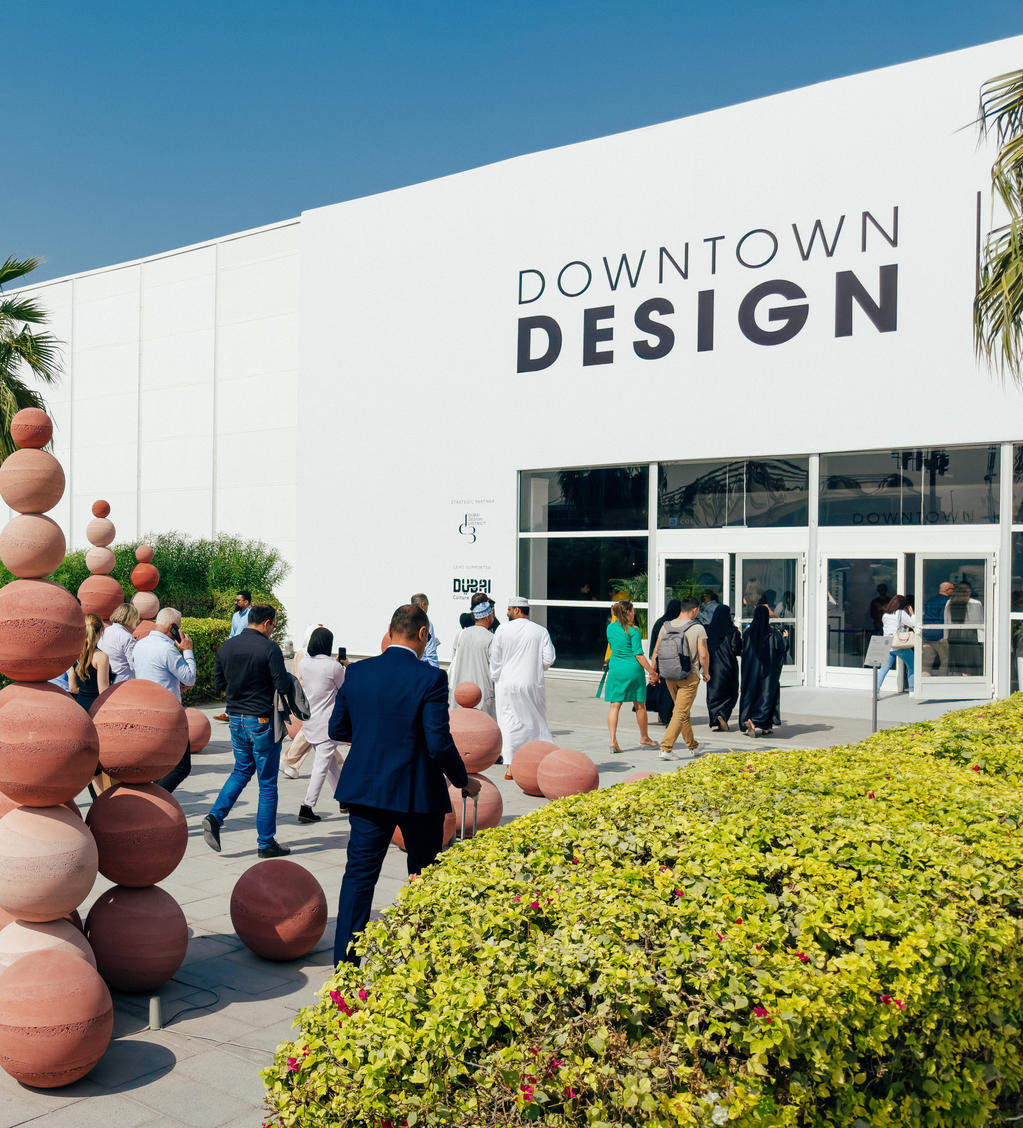 Visitors_Downtown Design 2022 Exterior