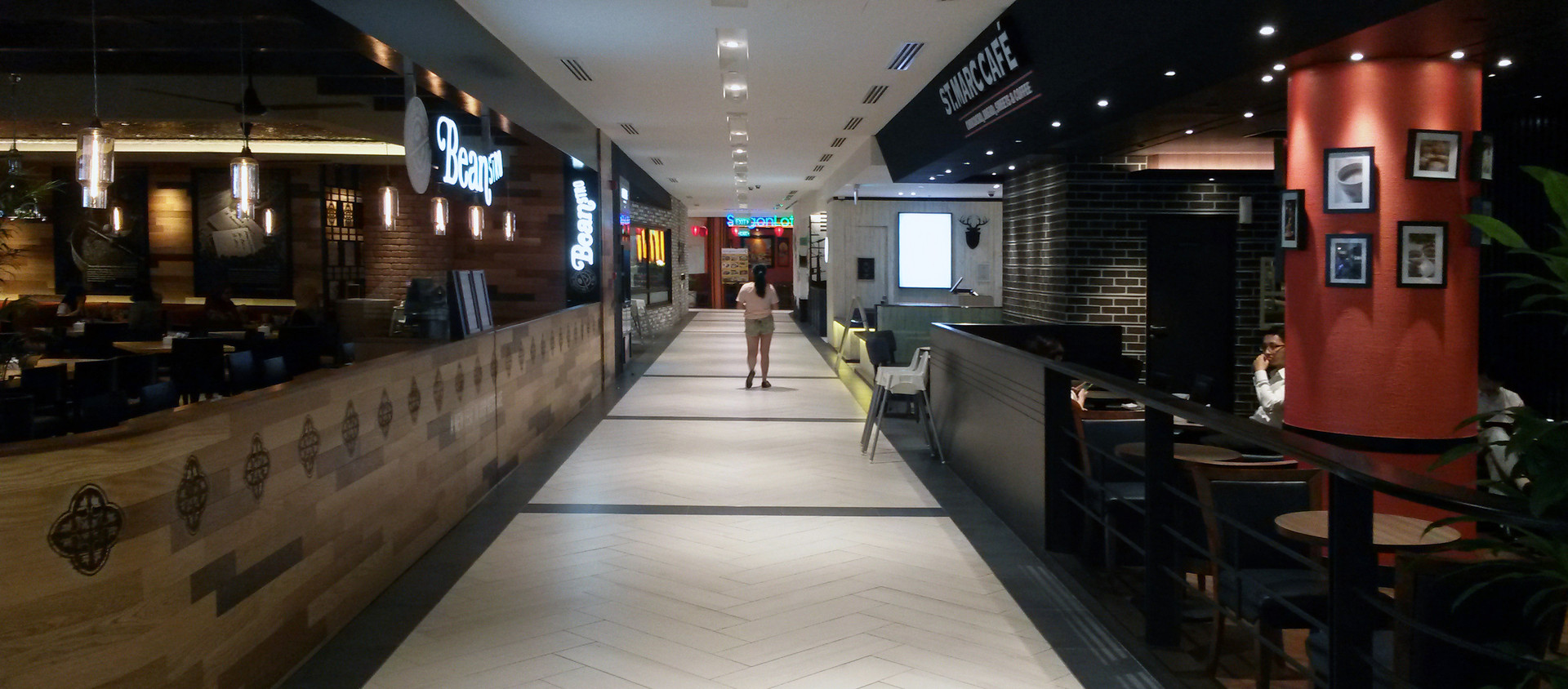 Marina Square Shopping Center Atlas Concorde