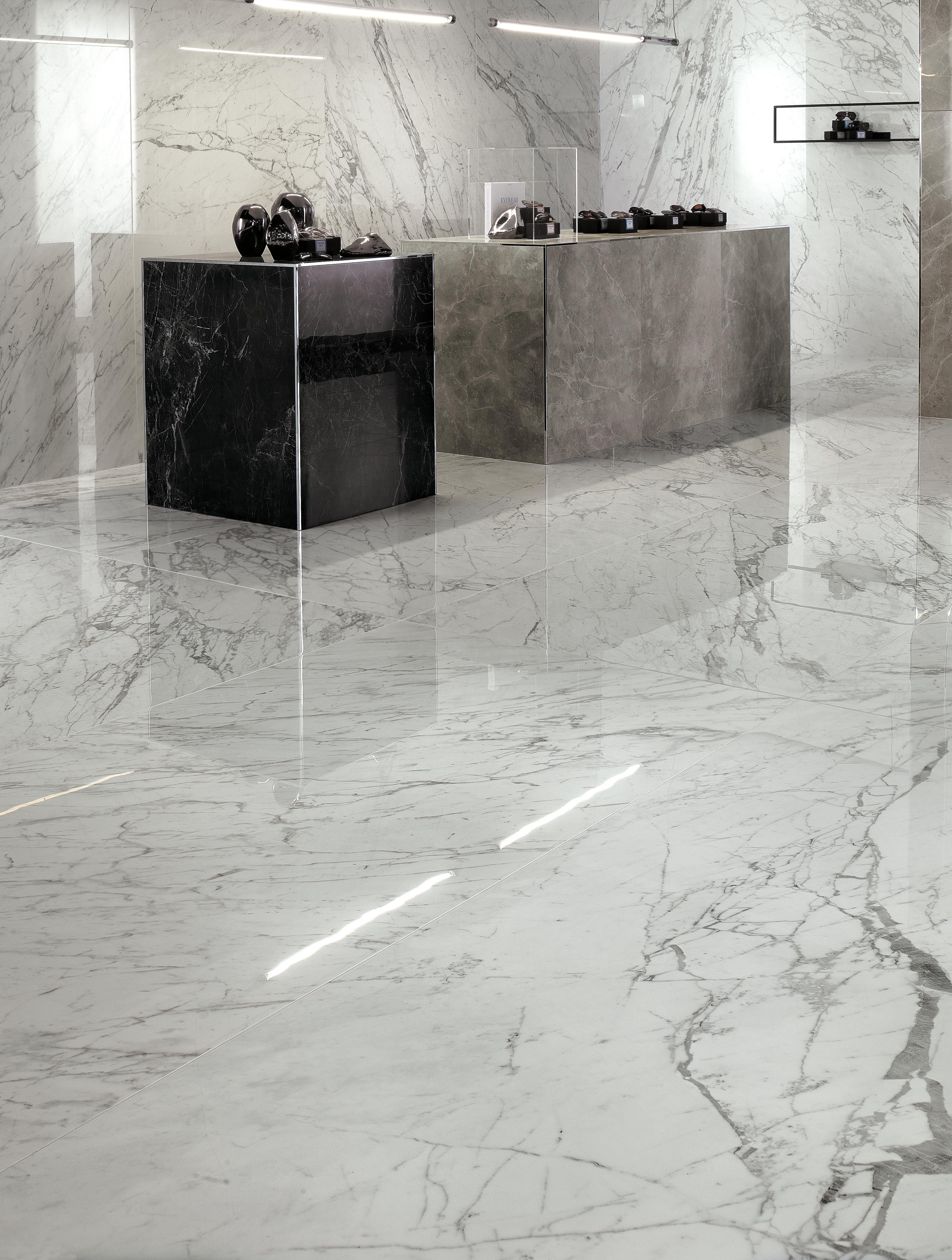 Marvel Pro Statuario Select, Marvel Grey Stone