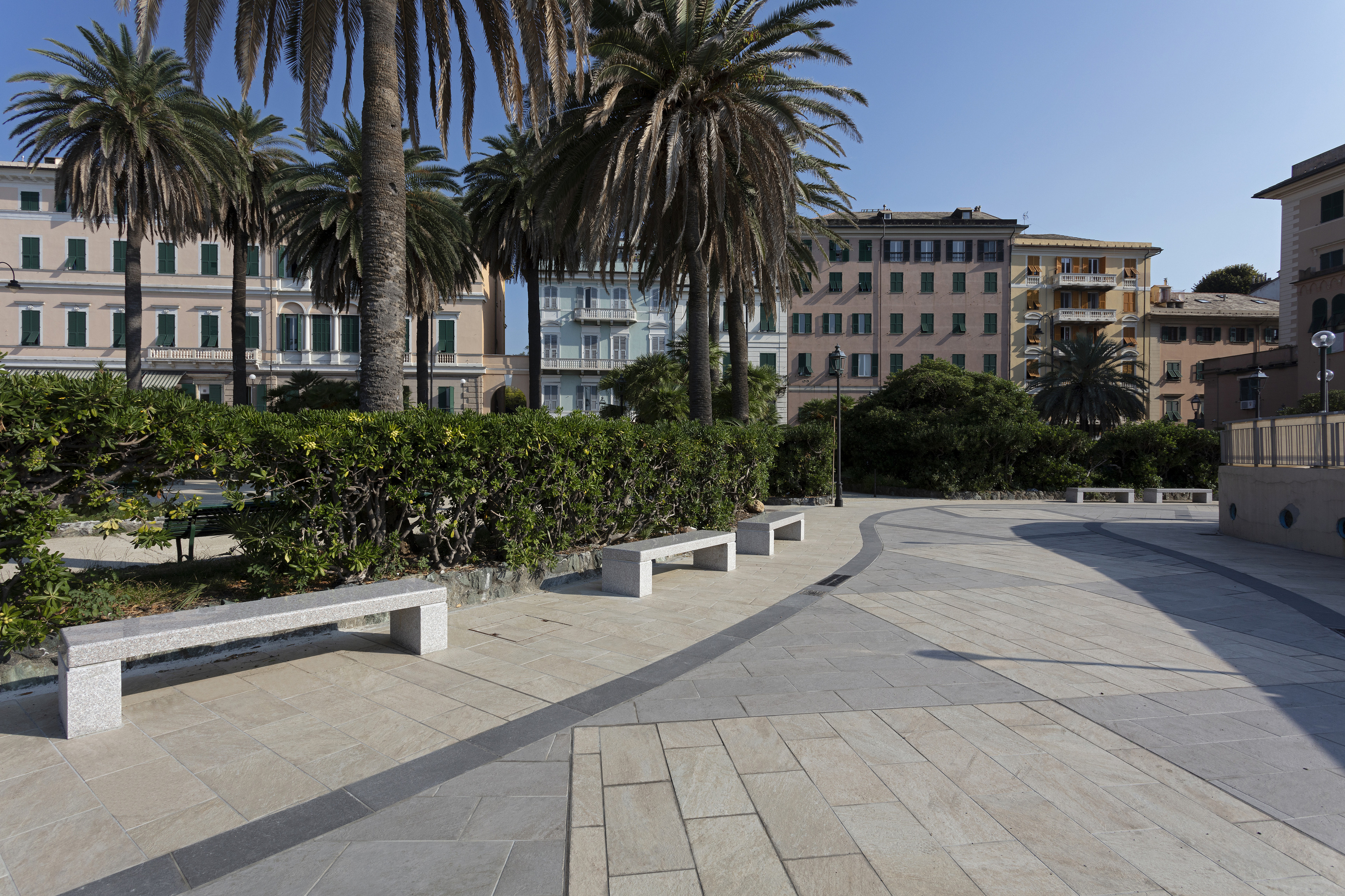 Atlas Concorde_Promenade_Italy_03