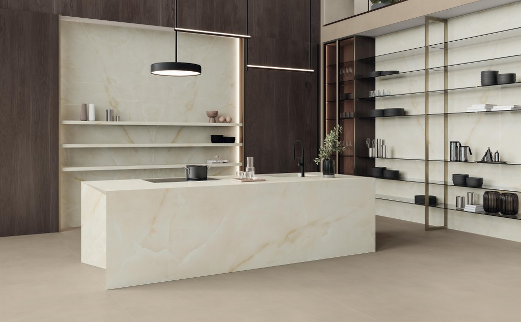 AtlasPlan_062_03_Onyx White