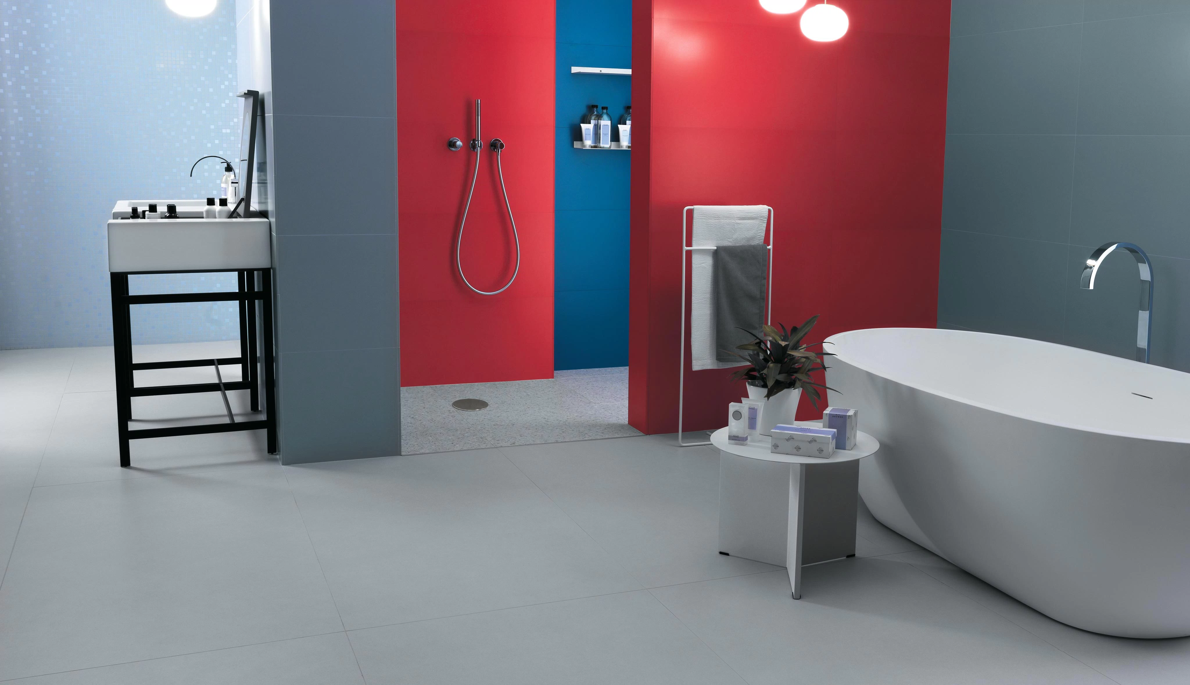 Sky 40x80, Red 40x80, Blue 40x80, Sky Mosaico Q 30,5x30,5, White Matte 75x150, Marvel Gems Terrazzo White Matte 60x60