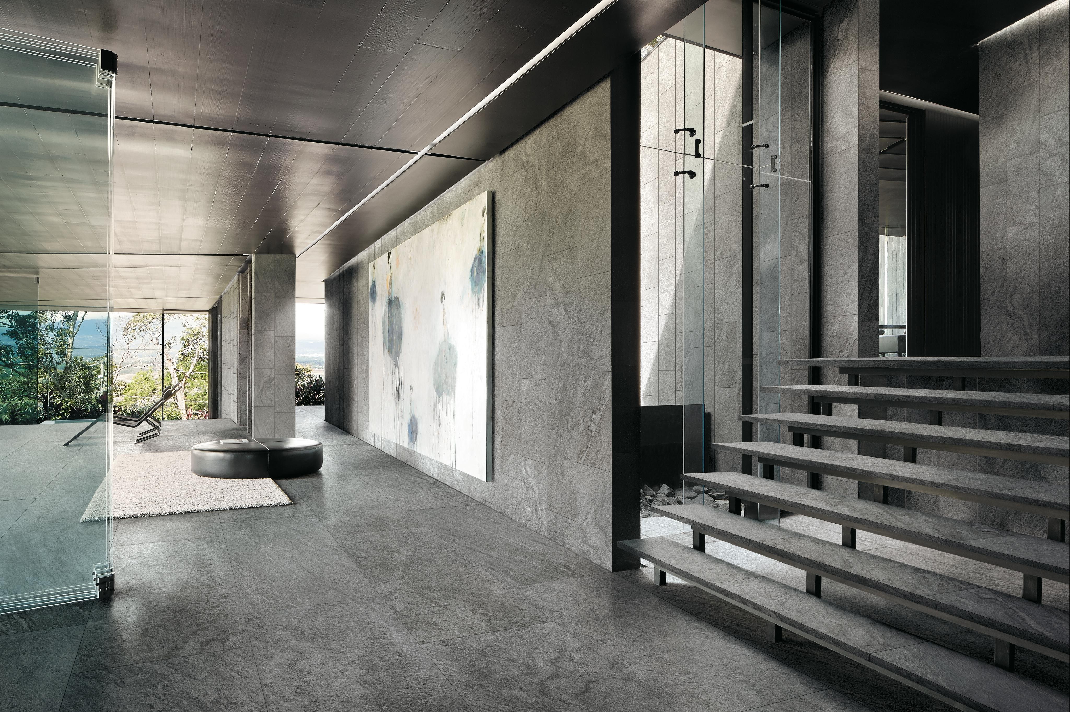 Brave Grey, Brave Scalino 60