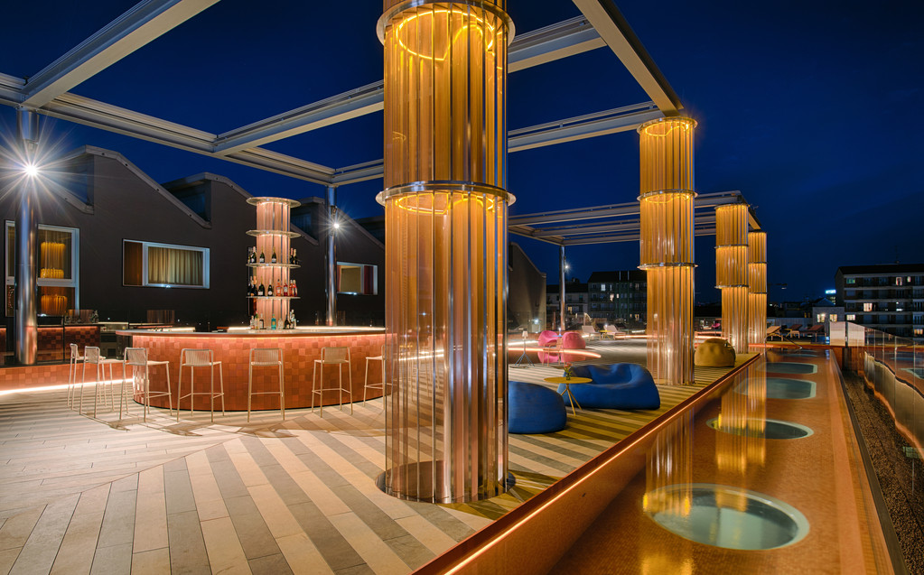 nhow_Milano_Hotel_Facilities_Terrace_Vertigo_Night_Lights-4536x3018