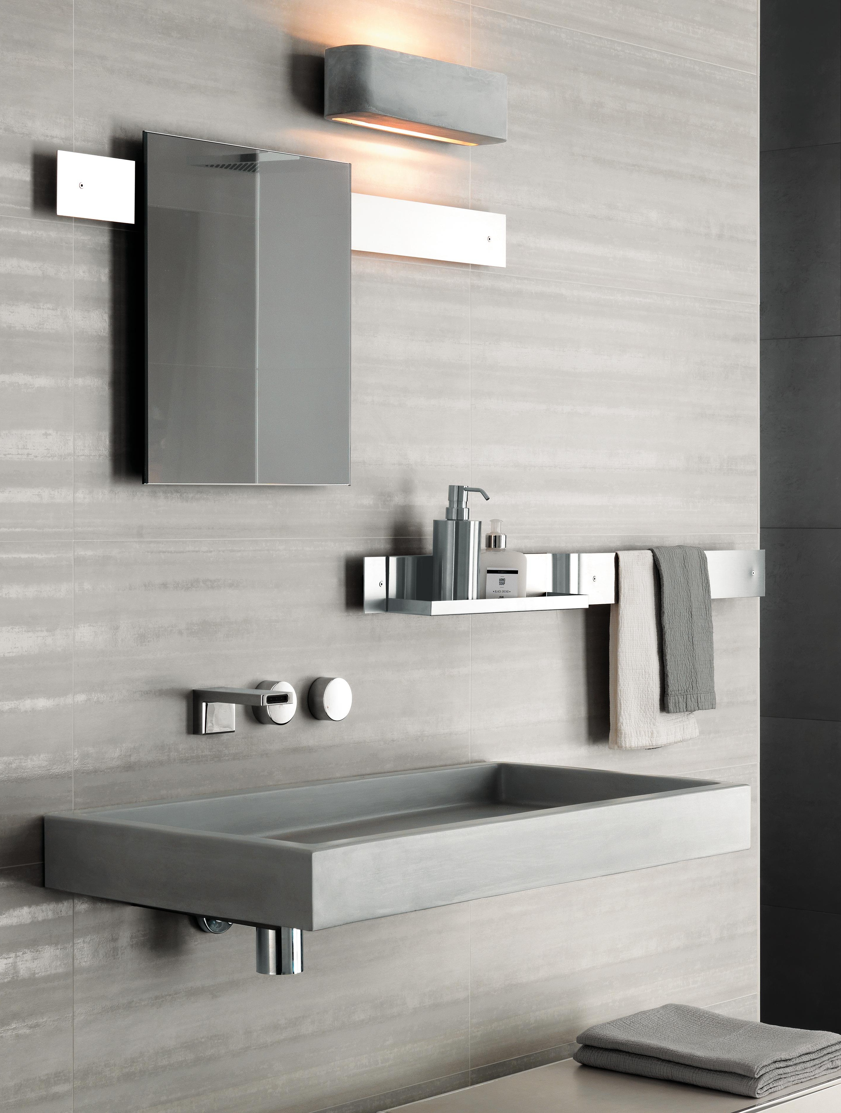 Ewall Night, Ewall Pure Stripes