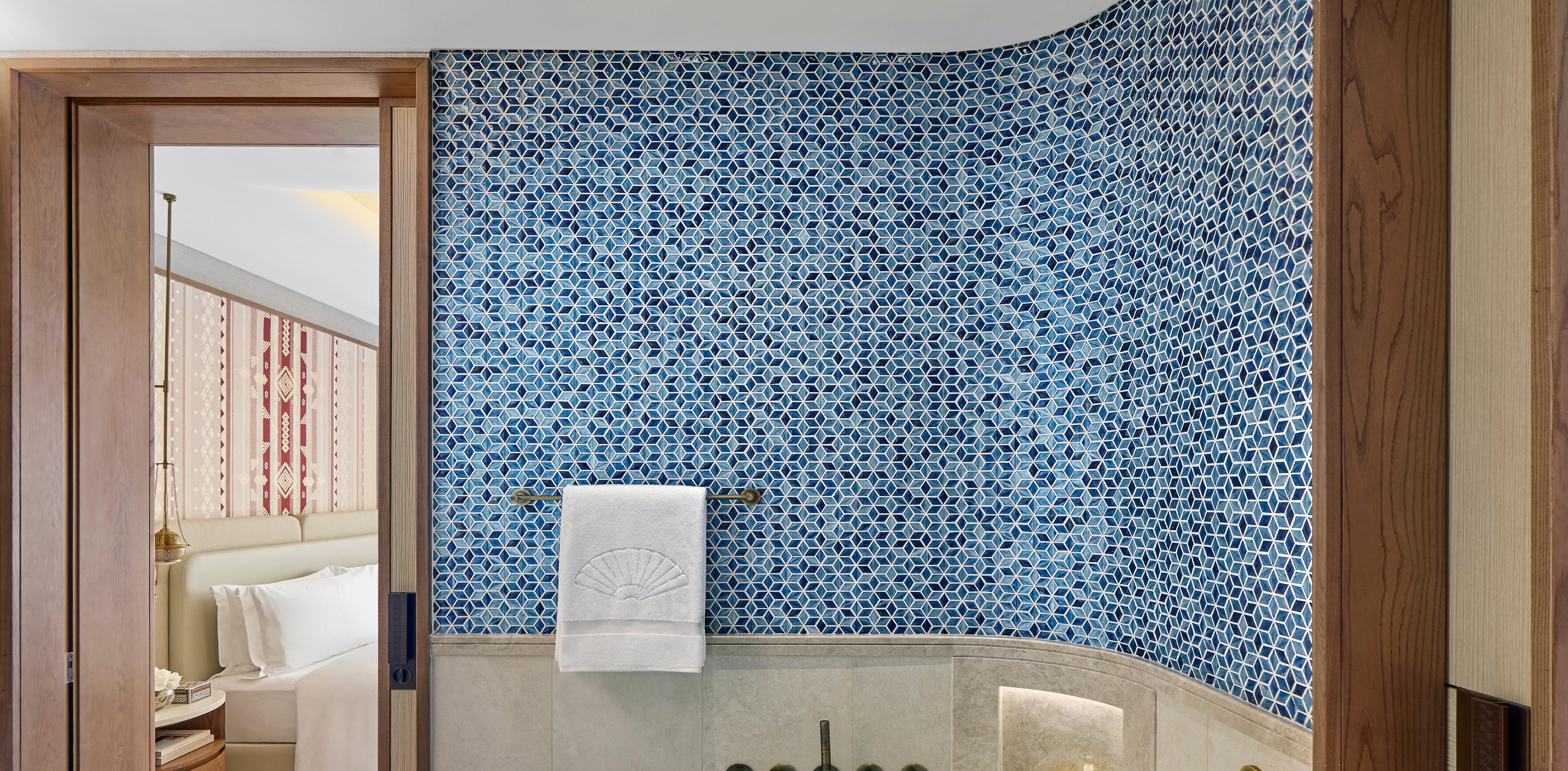 Mandarin Oriental, Muscat_ Deluxe_Sea_View_King_3