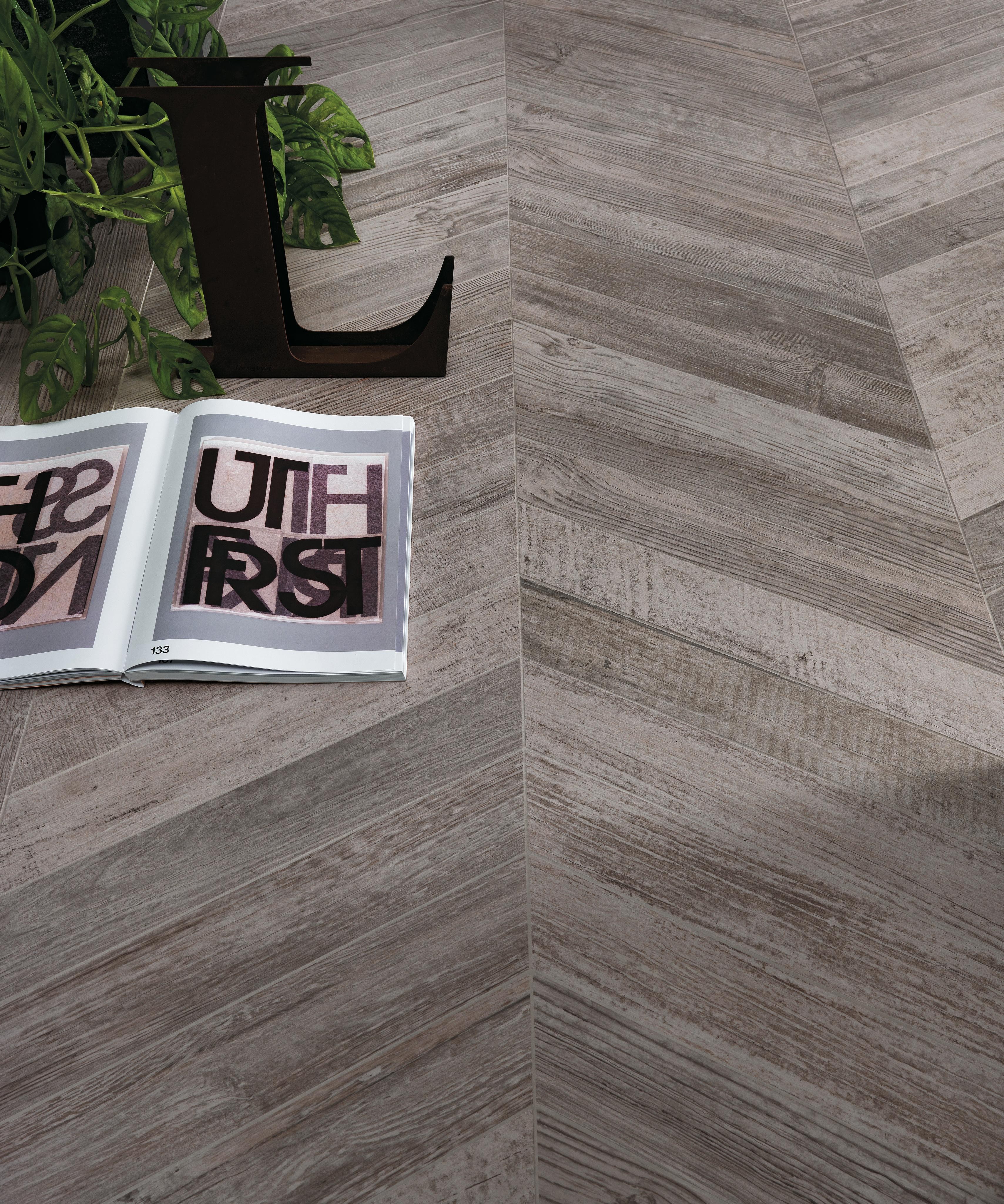AtlasConcorde Nash 001 07 Greige Chevron