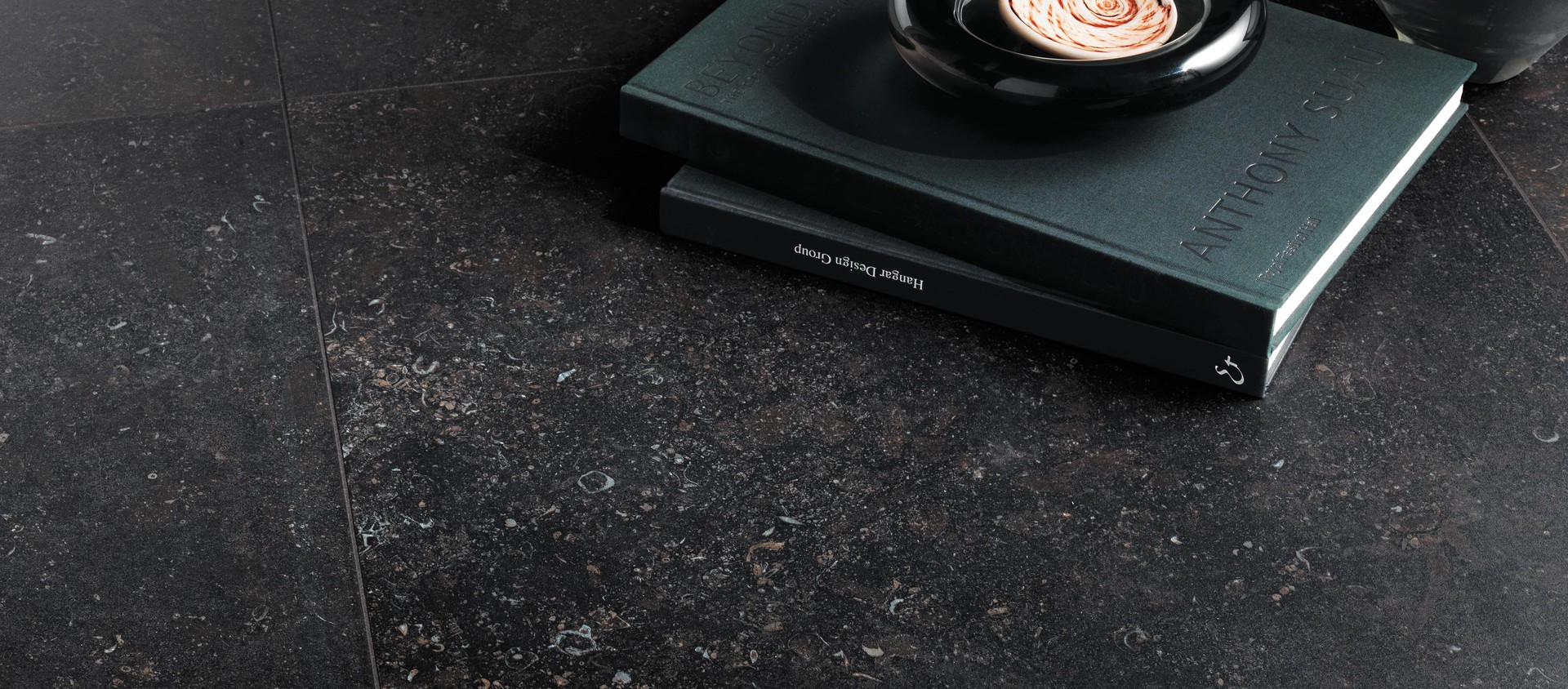 Seastone Black