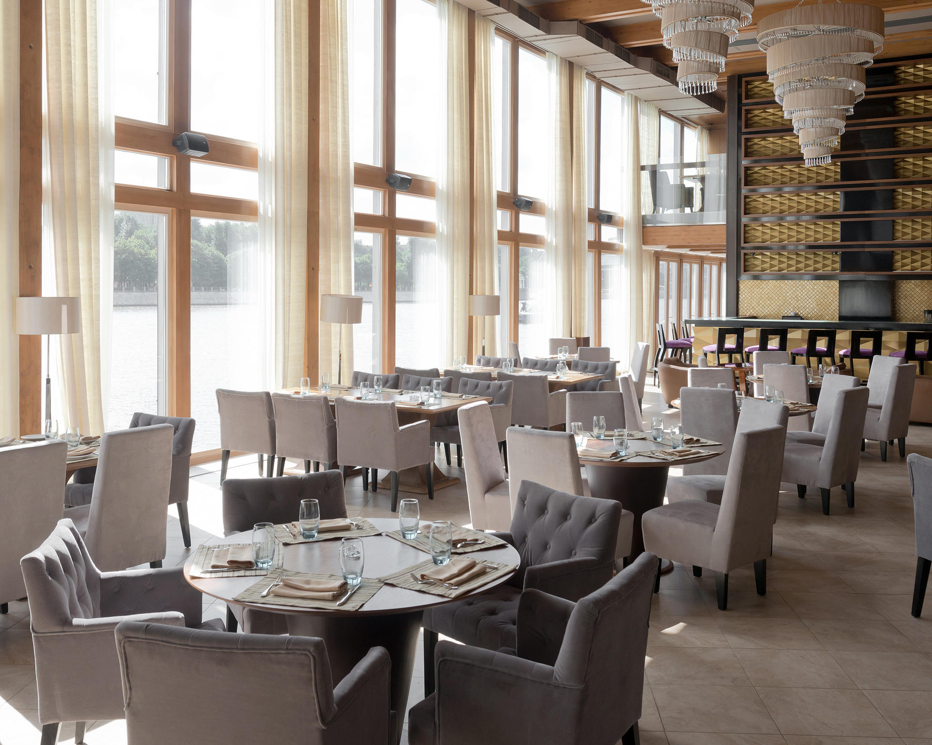 AtlasConcorde_Neskuchniy Sad Restaurant_Russia_006