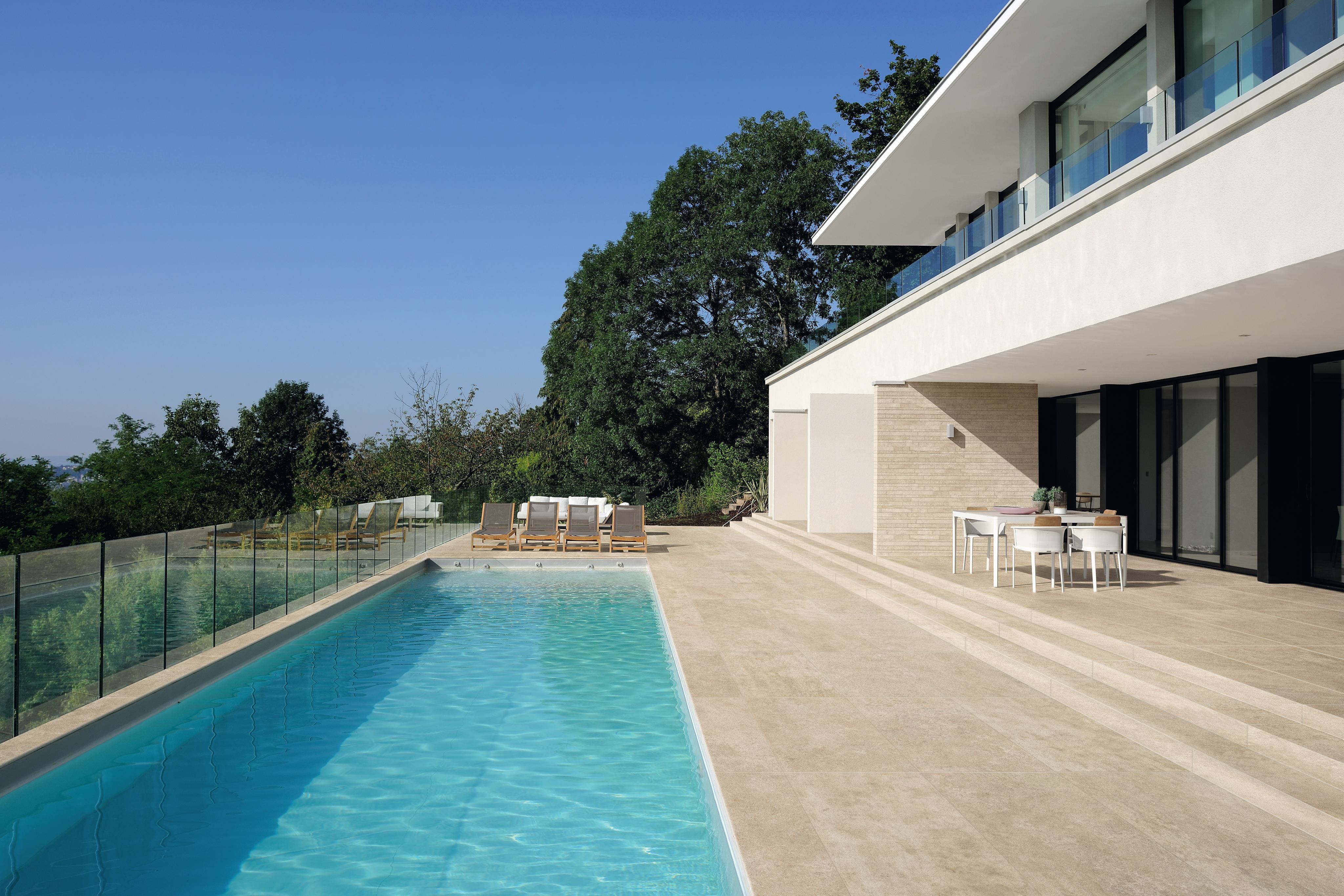 Villa exclusive en grès cérame effet pierre