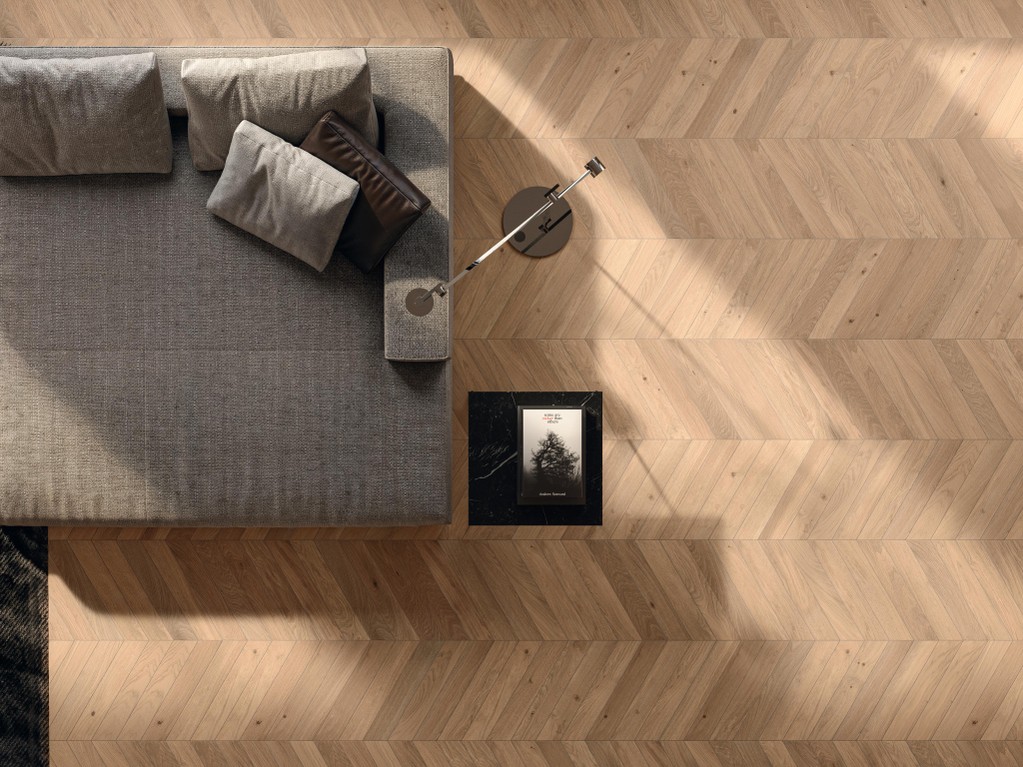 AtlasConcorde_Log_003_02_ChevronIconOakDecor