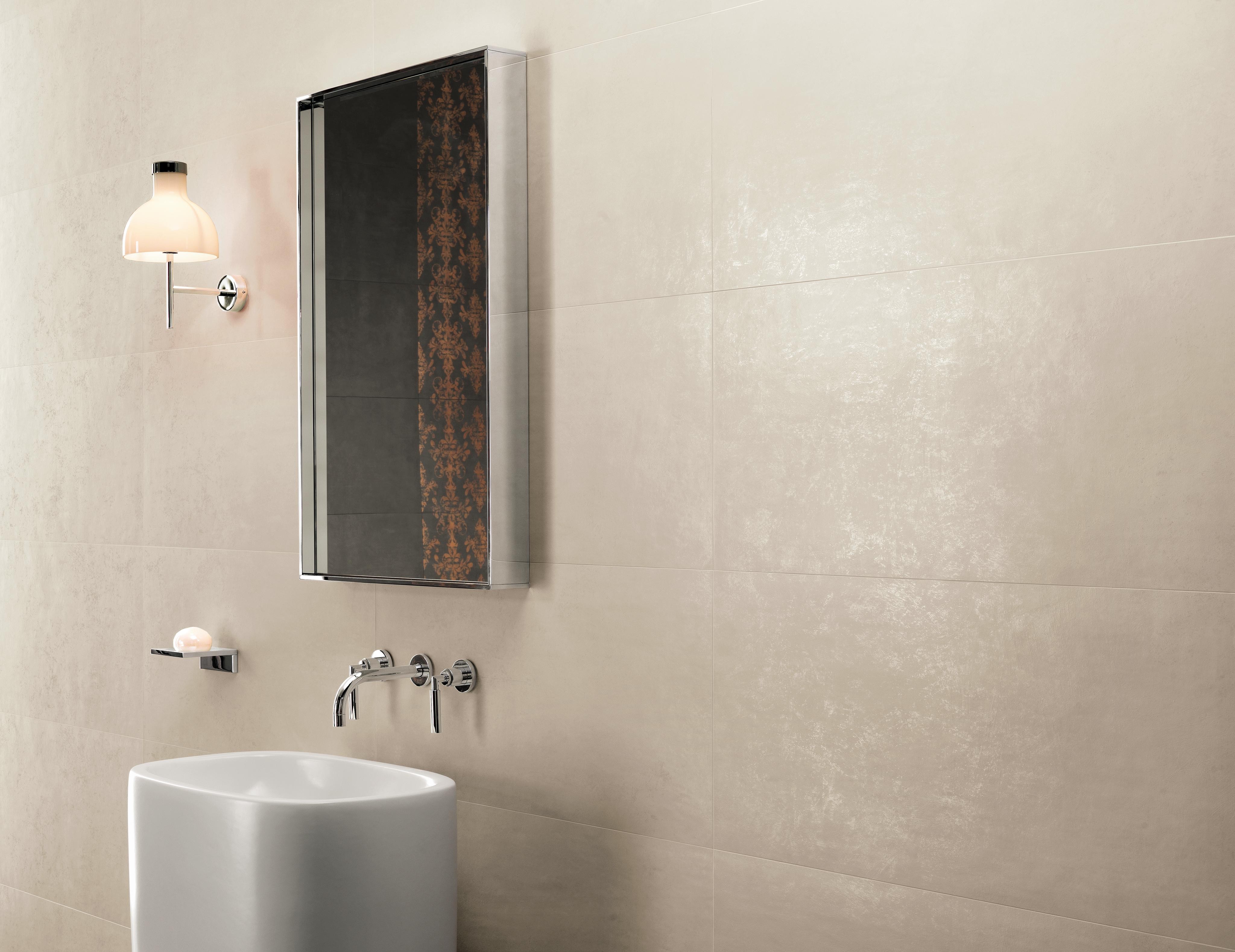 Ewall White