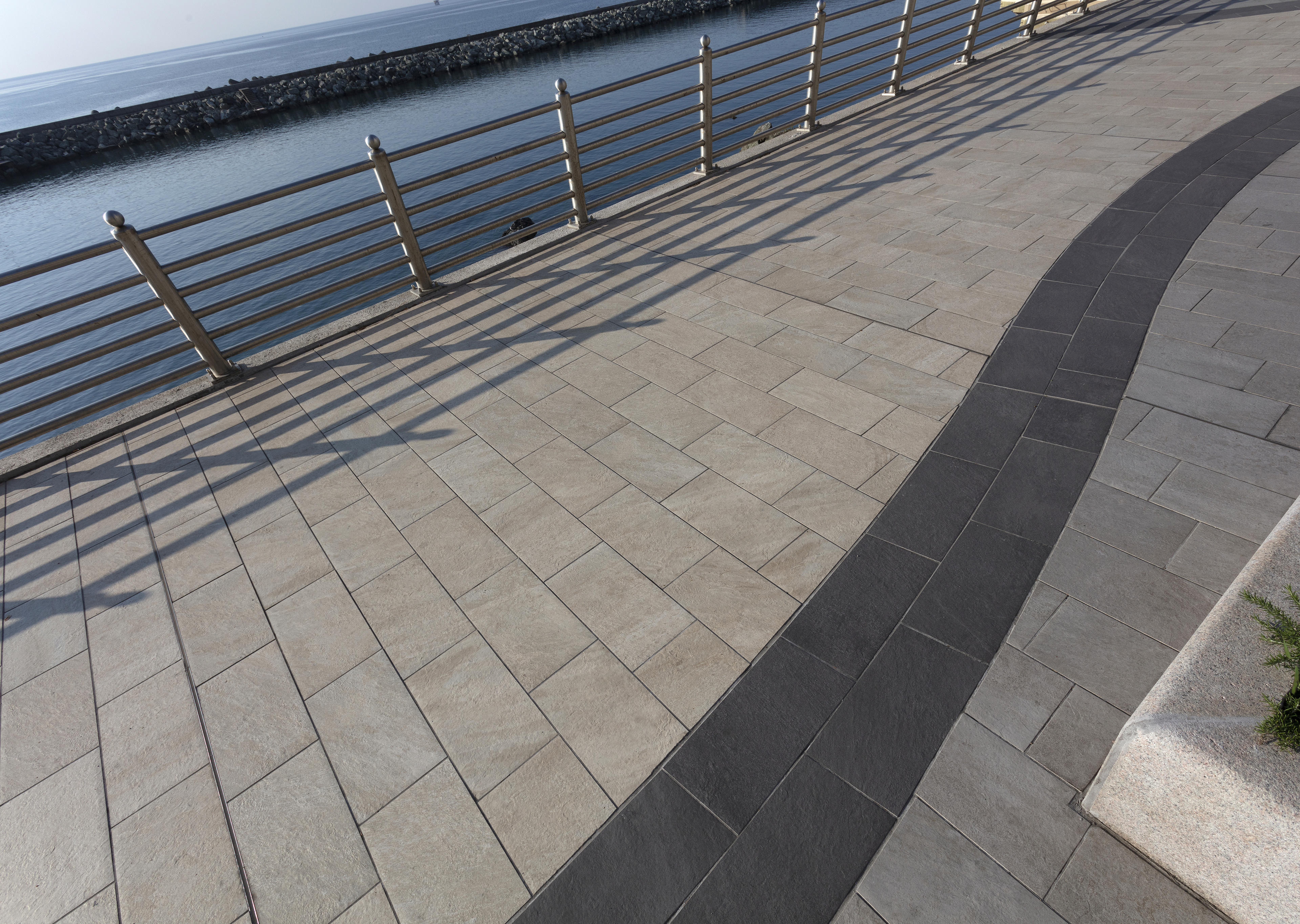 Atlas Concorde_Promenade_Italy_018