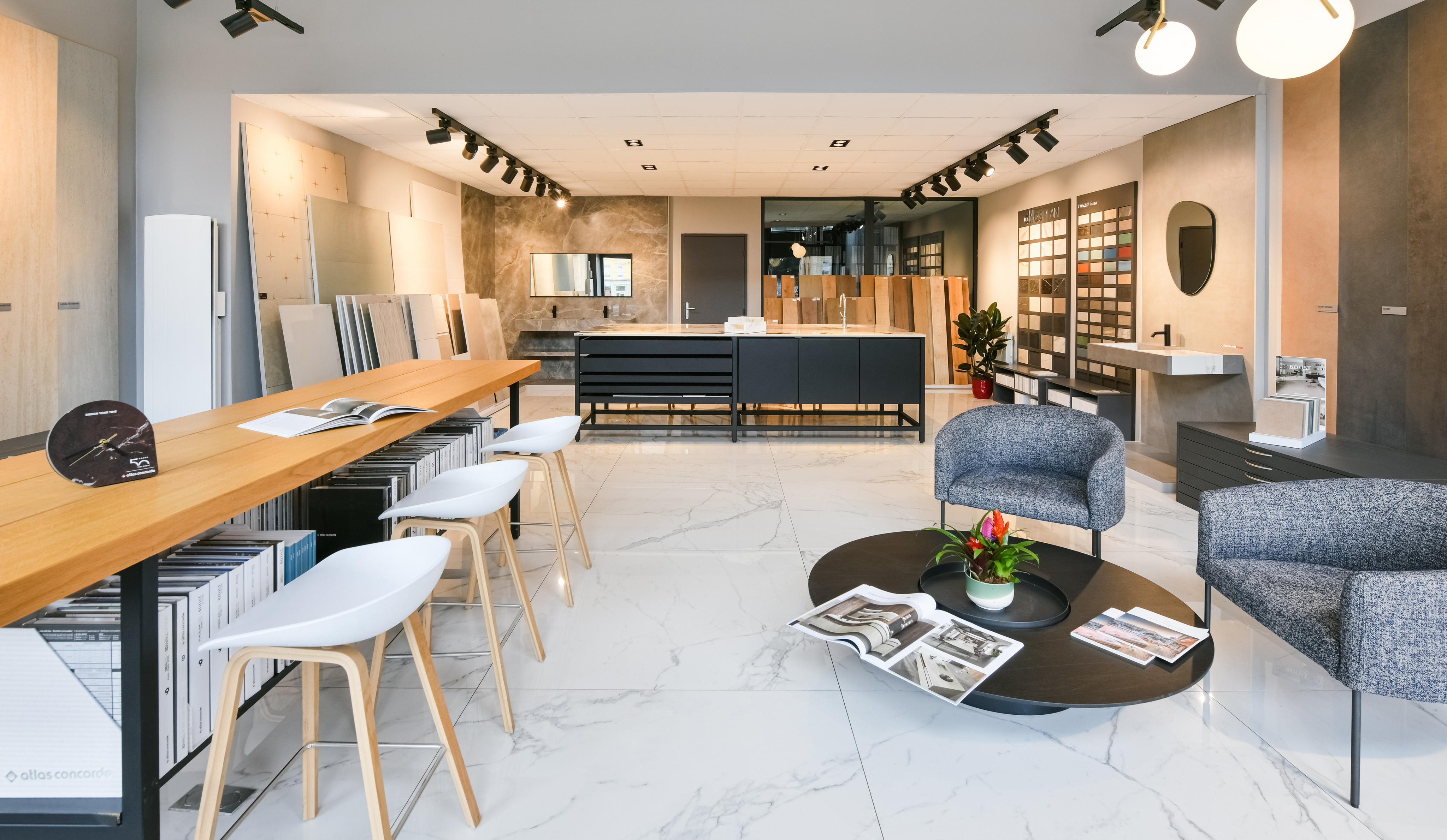 2023-07-28_15-54-25-photographe-architecture-interieur-showroom-atlas-concordre-www.studiolecarre.com